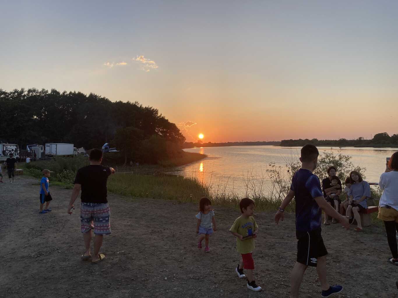 para-to sunset river