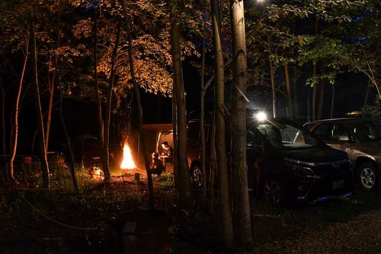 BBQ&CAMPコモレビヨリ
