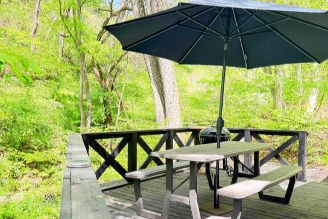 専用スペースでBBQをお楽しみいただけます。森の空気を感じながら味わう食事は、非日常ならではの体験です♪