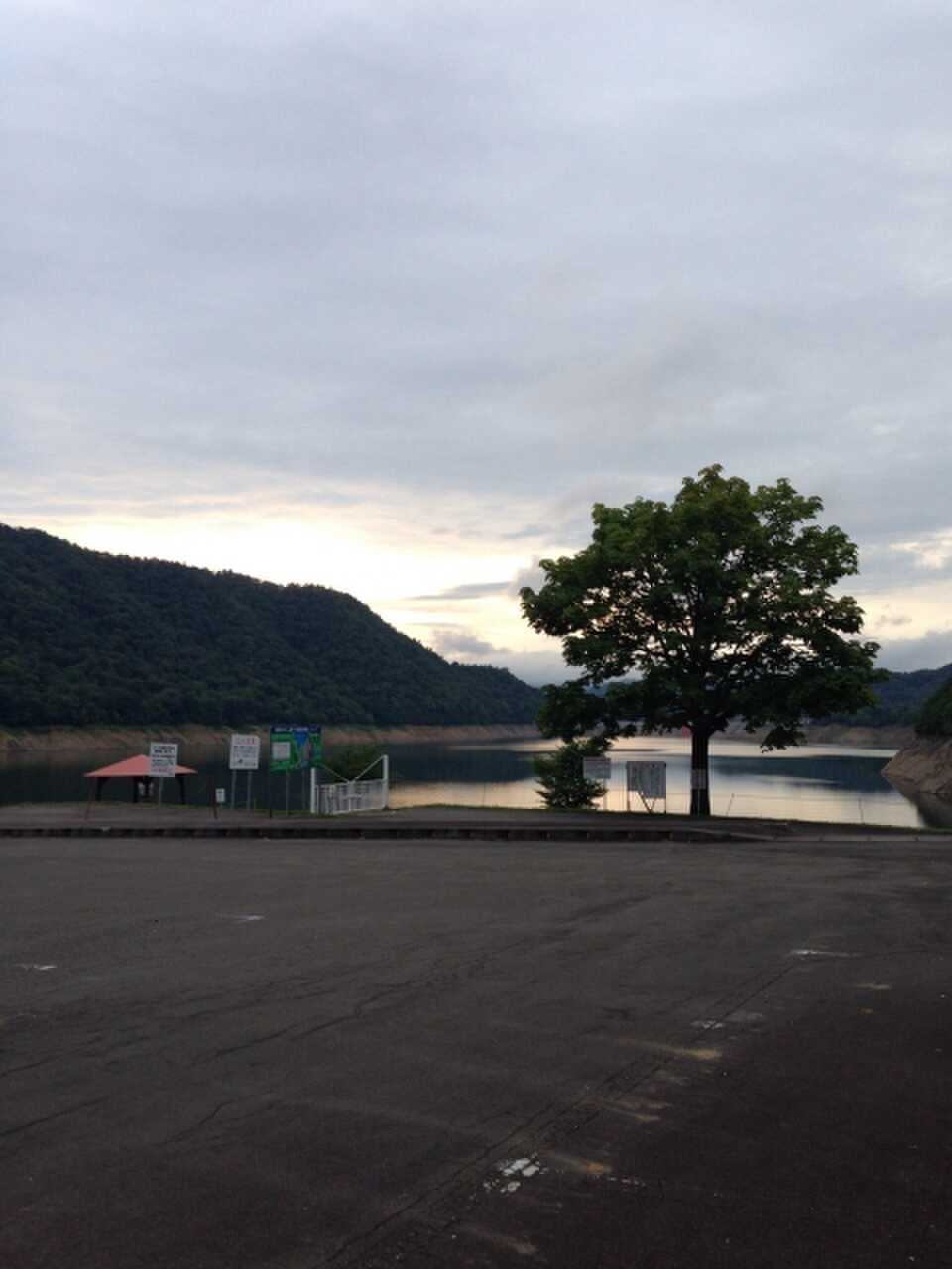岩尾内湖白樺キャンプ場の写真 1枚目