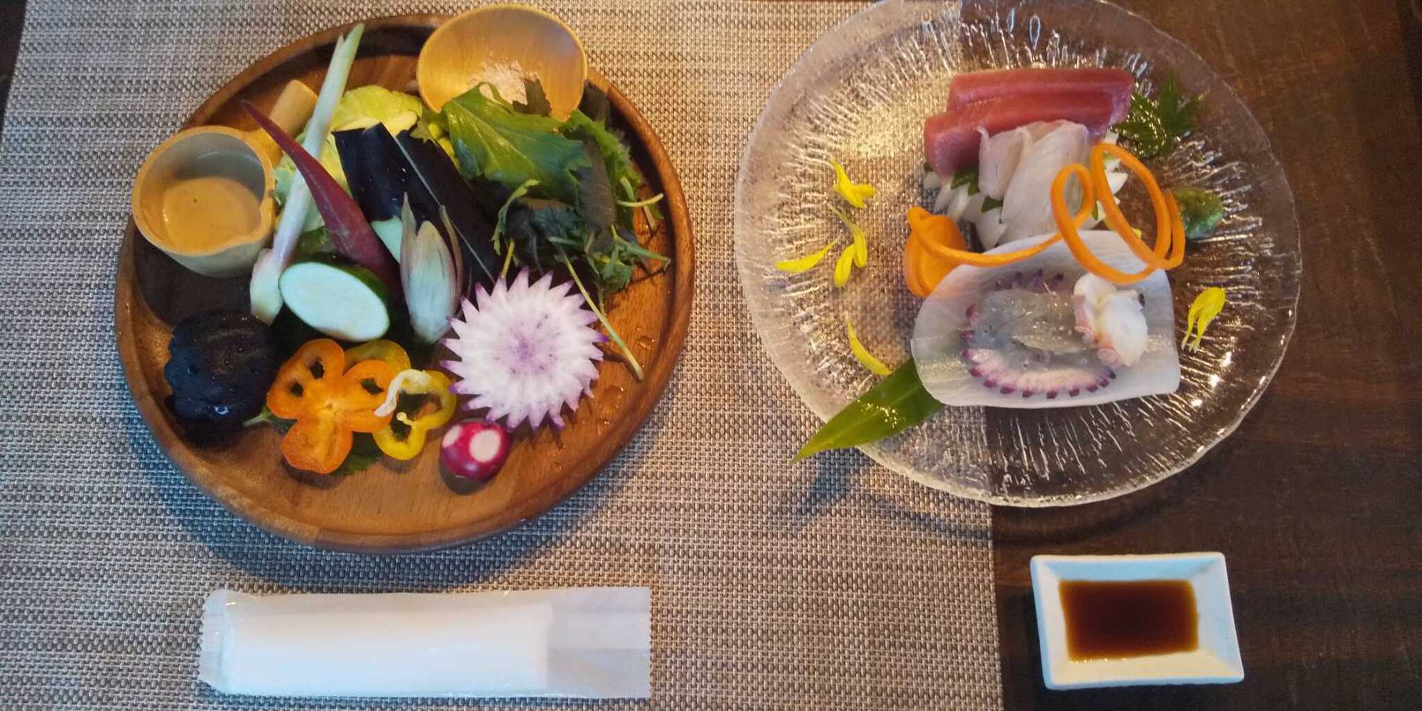 夕飯 和食 お部屋まで運んでくれます
