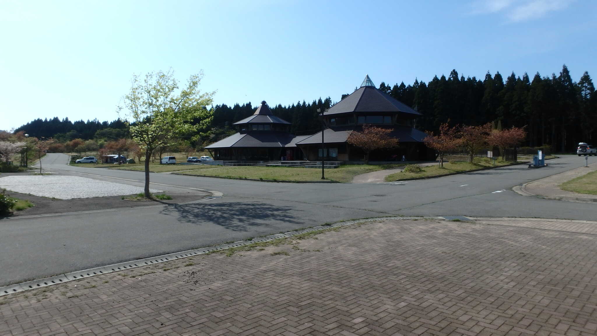 管理棟