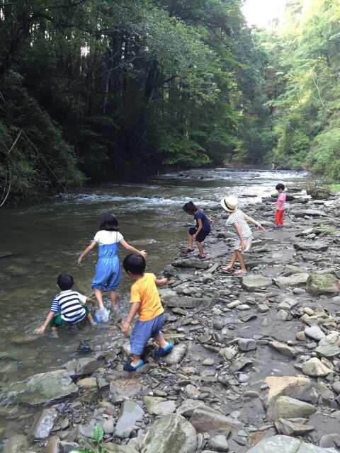 川遊び