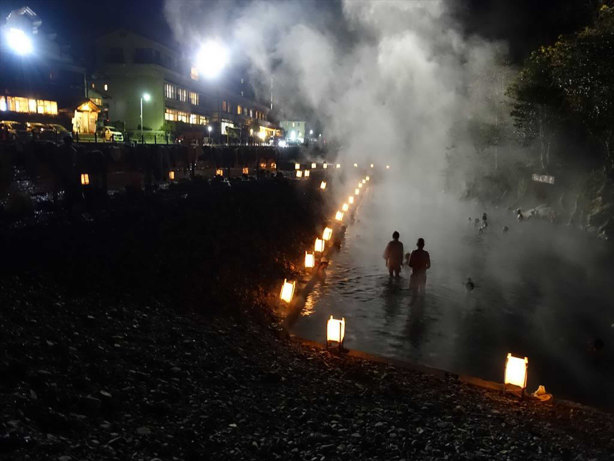 近くの仙人風呂(川湯温泉)