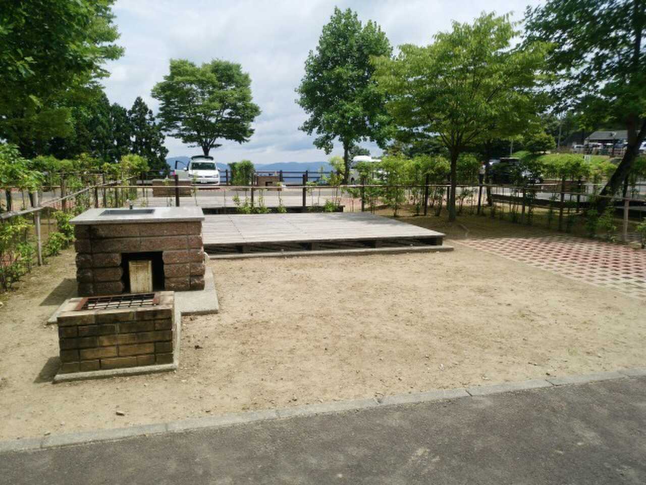 霧の高原の写真 5枚目