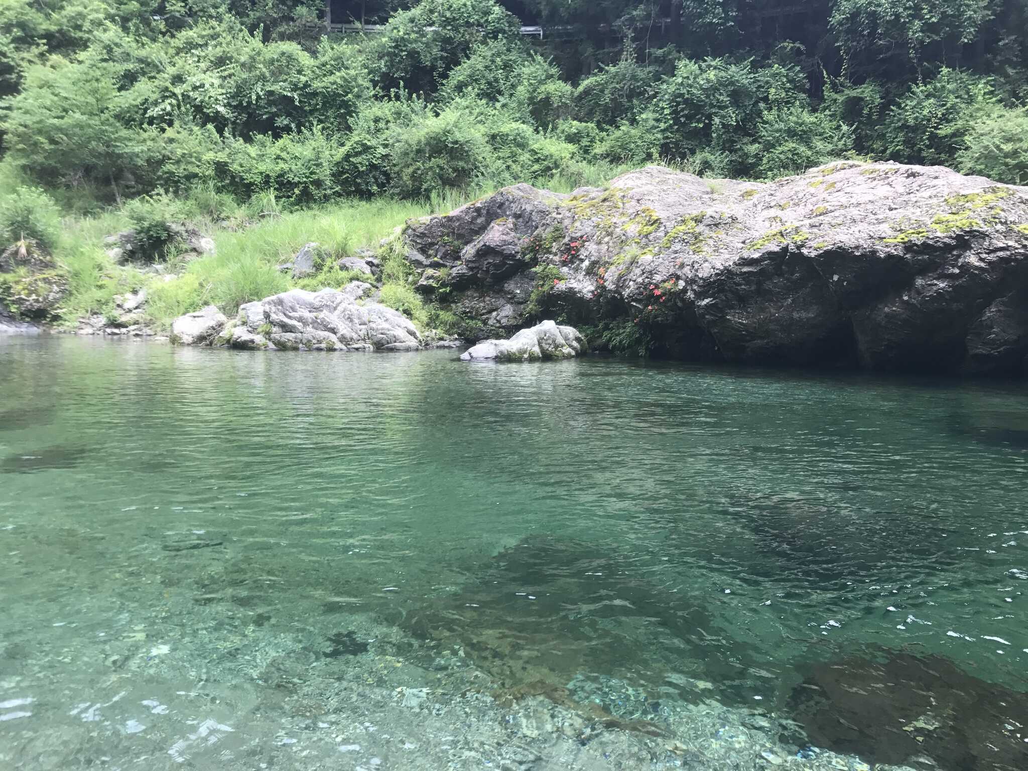 川