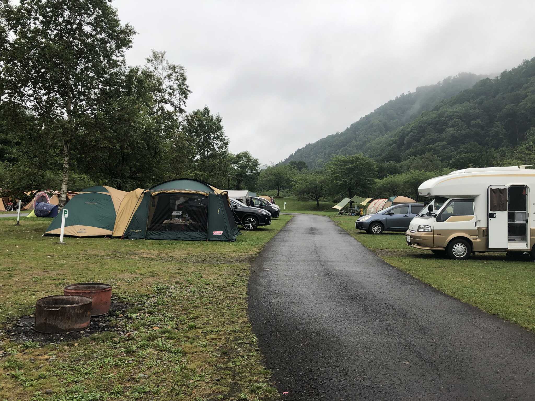 キャンプ場