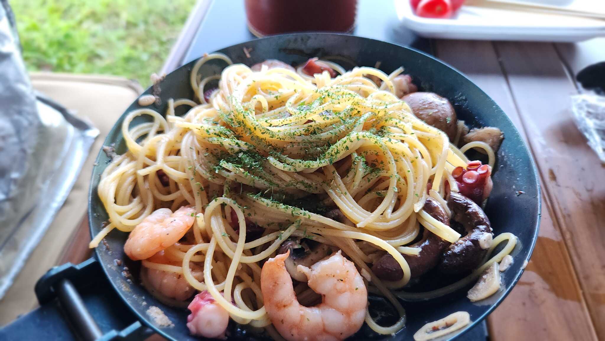 キャンプ飯