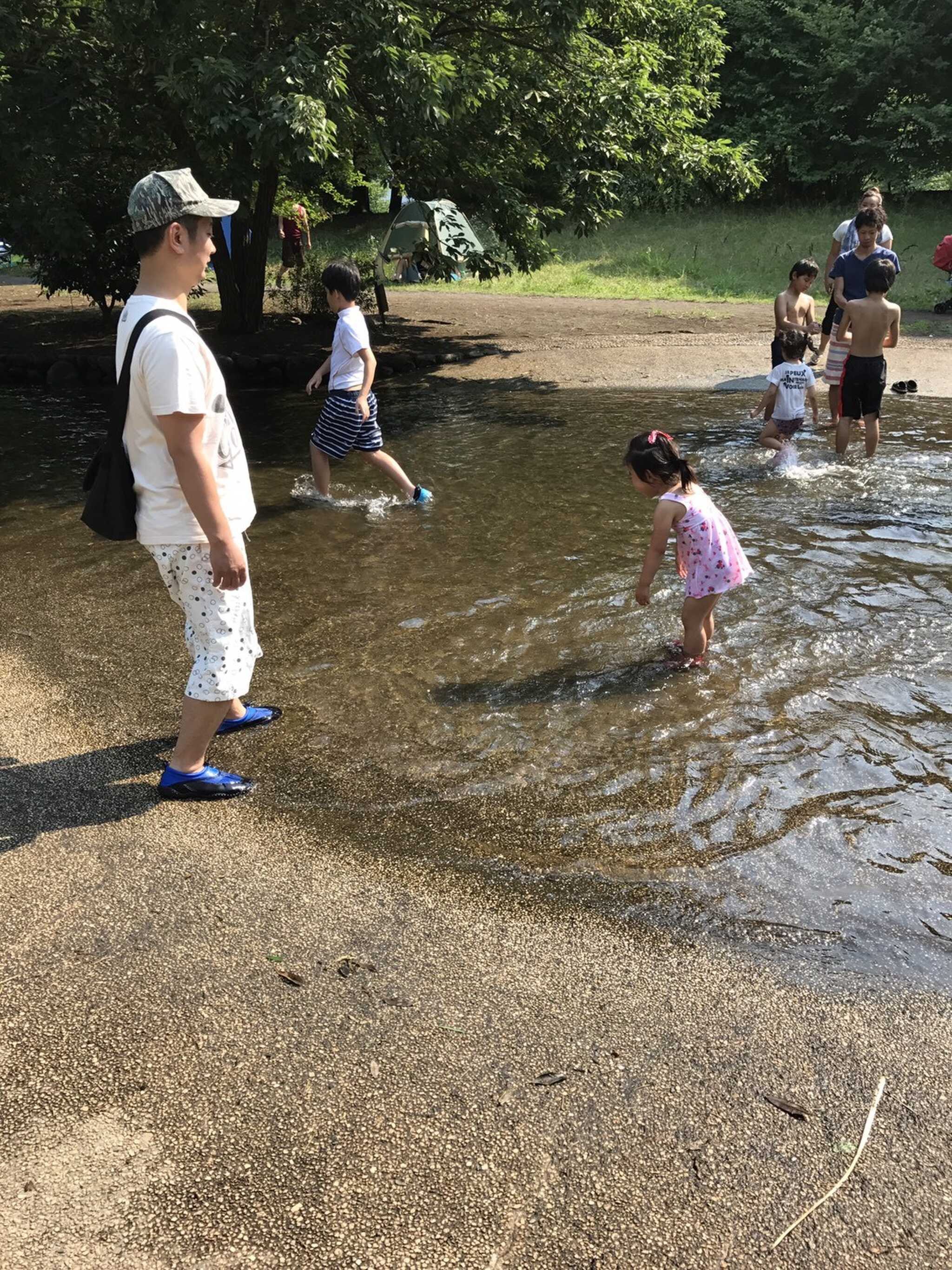 近く小川