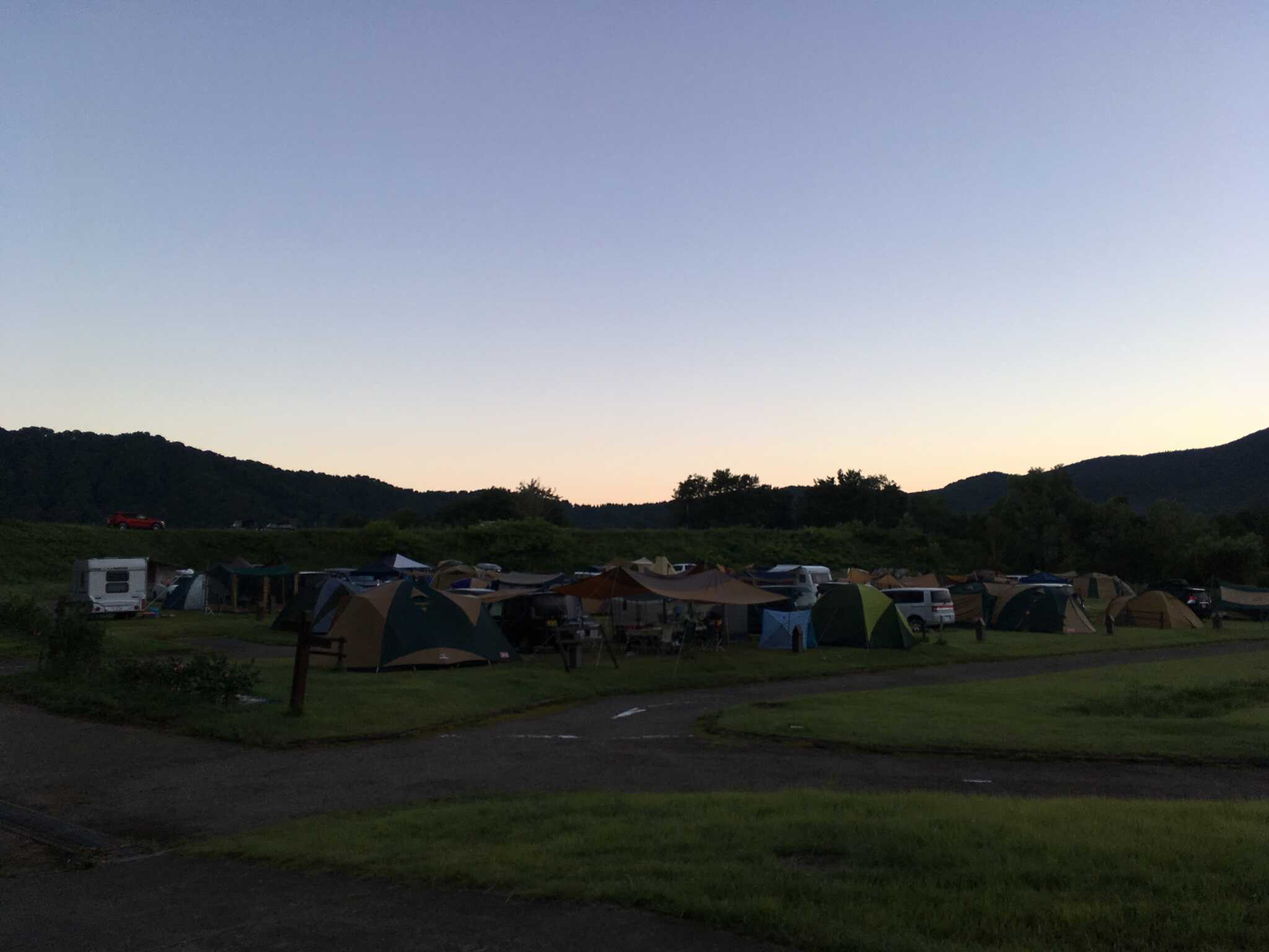 キャンプ場