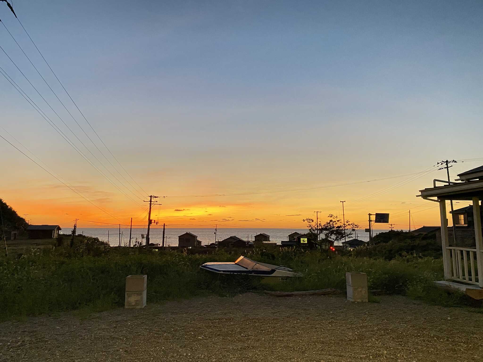 ボート越しの夕陽