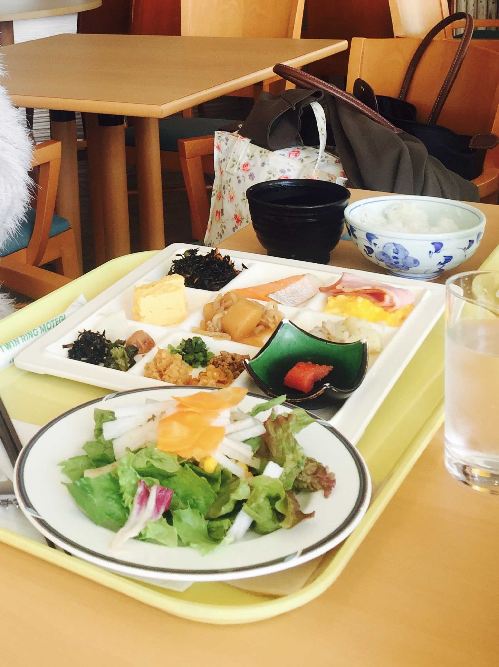 朝ごはんはビュッフェでした