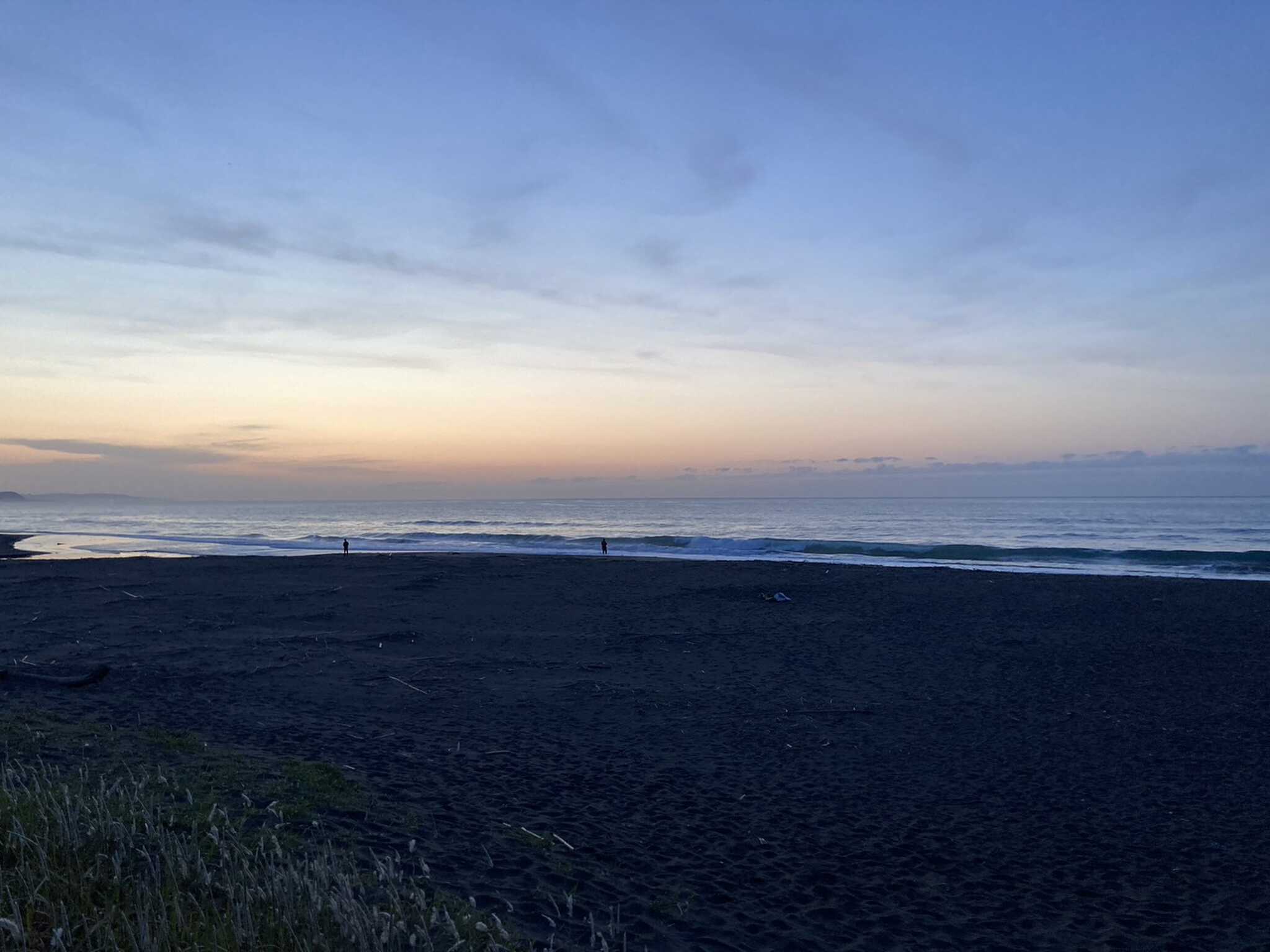 目の前の海岸