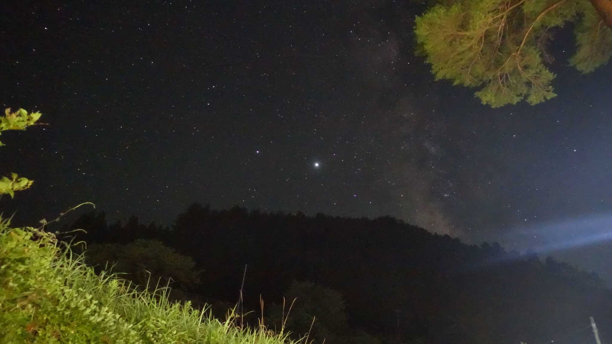 夜は満点の星空が見られます(1)