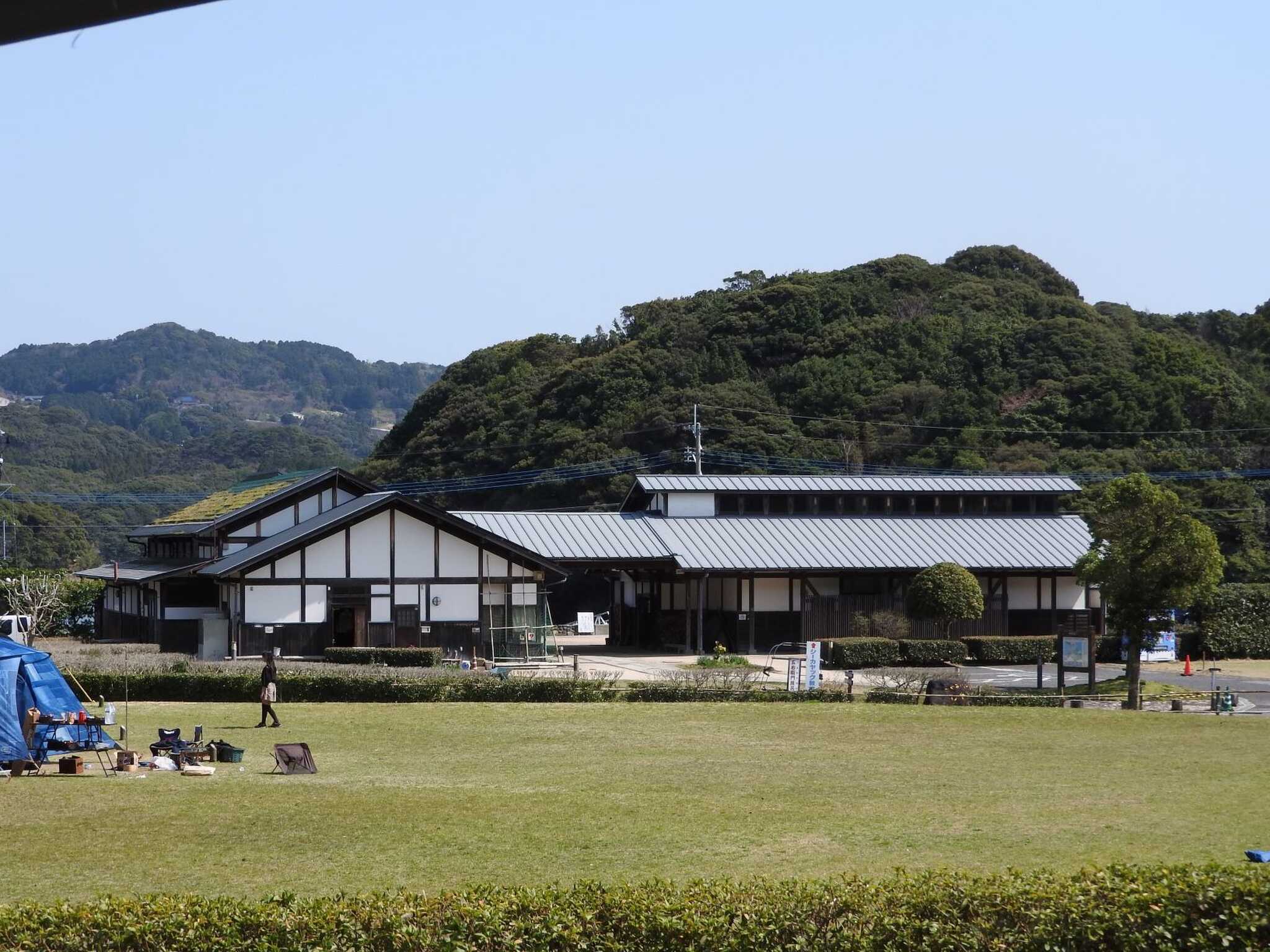 管理棟