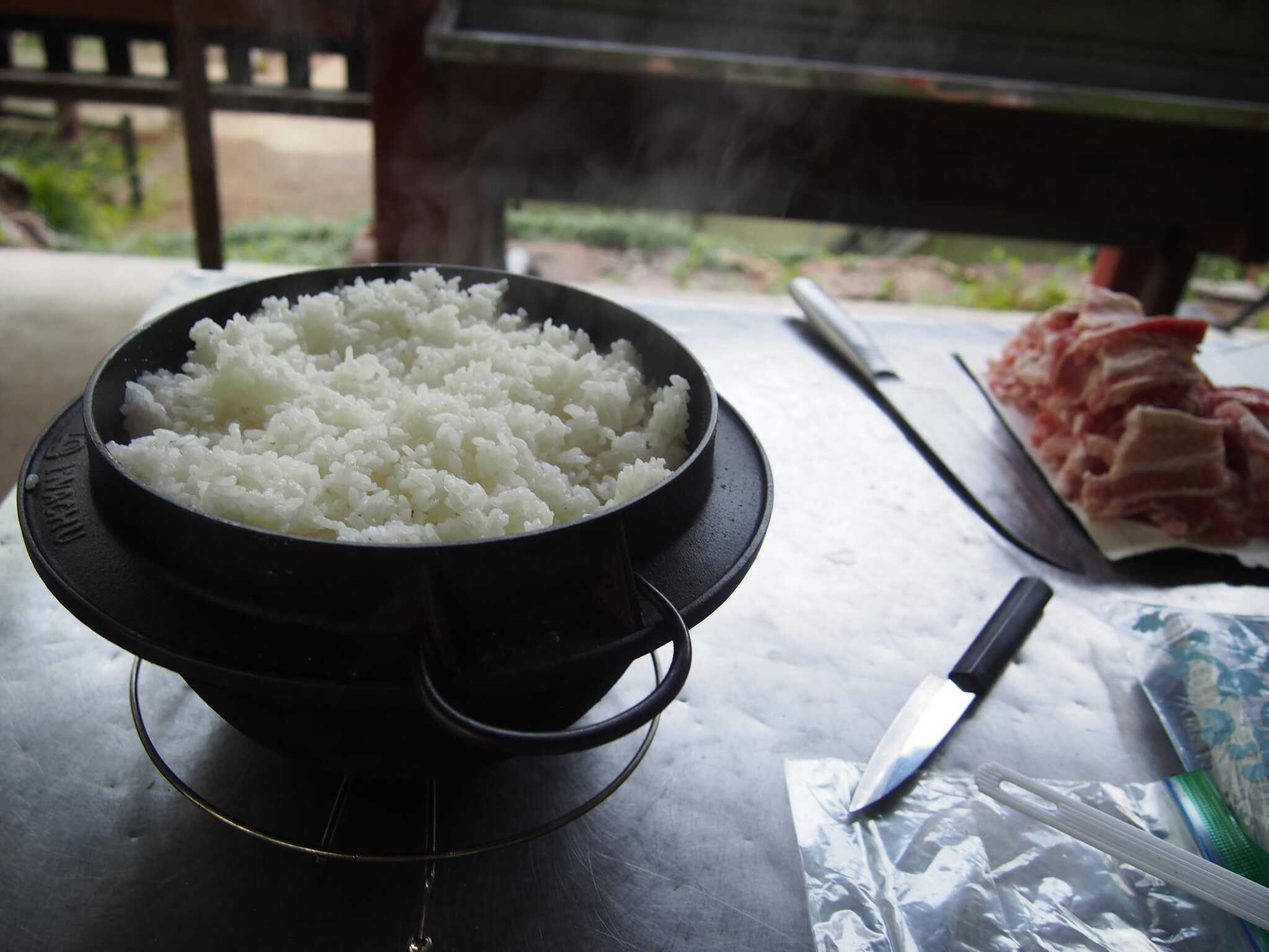 子供が炊いたごはん
