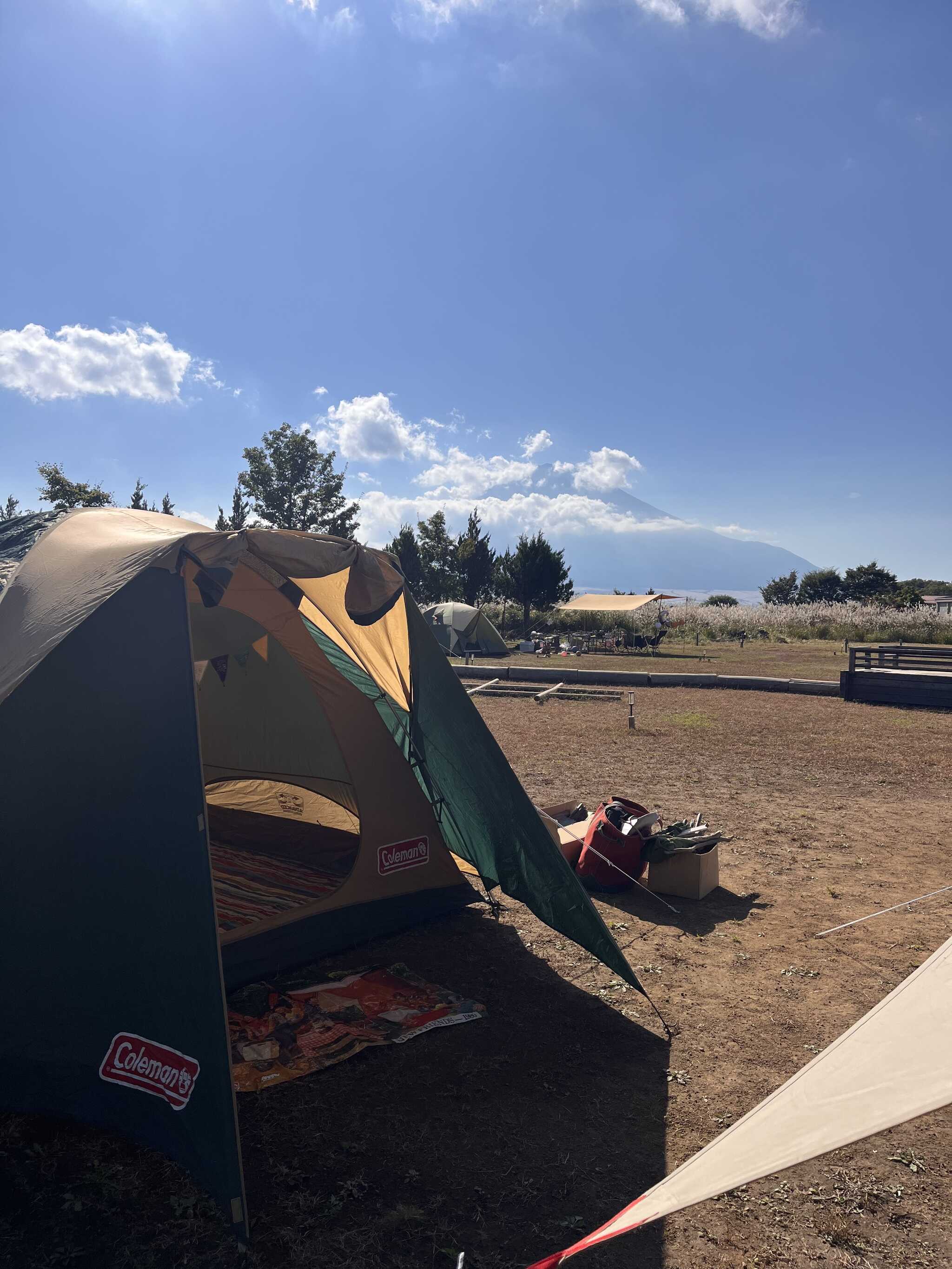 雲に隠れちゃいましたが、富士山が良く見えます!