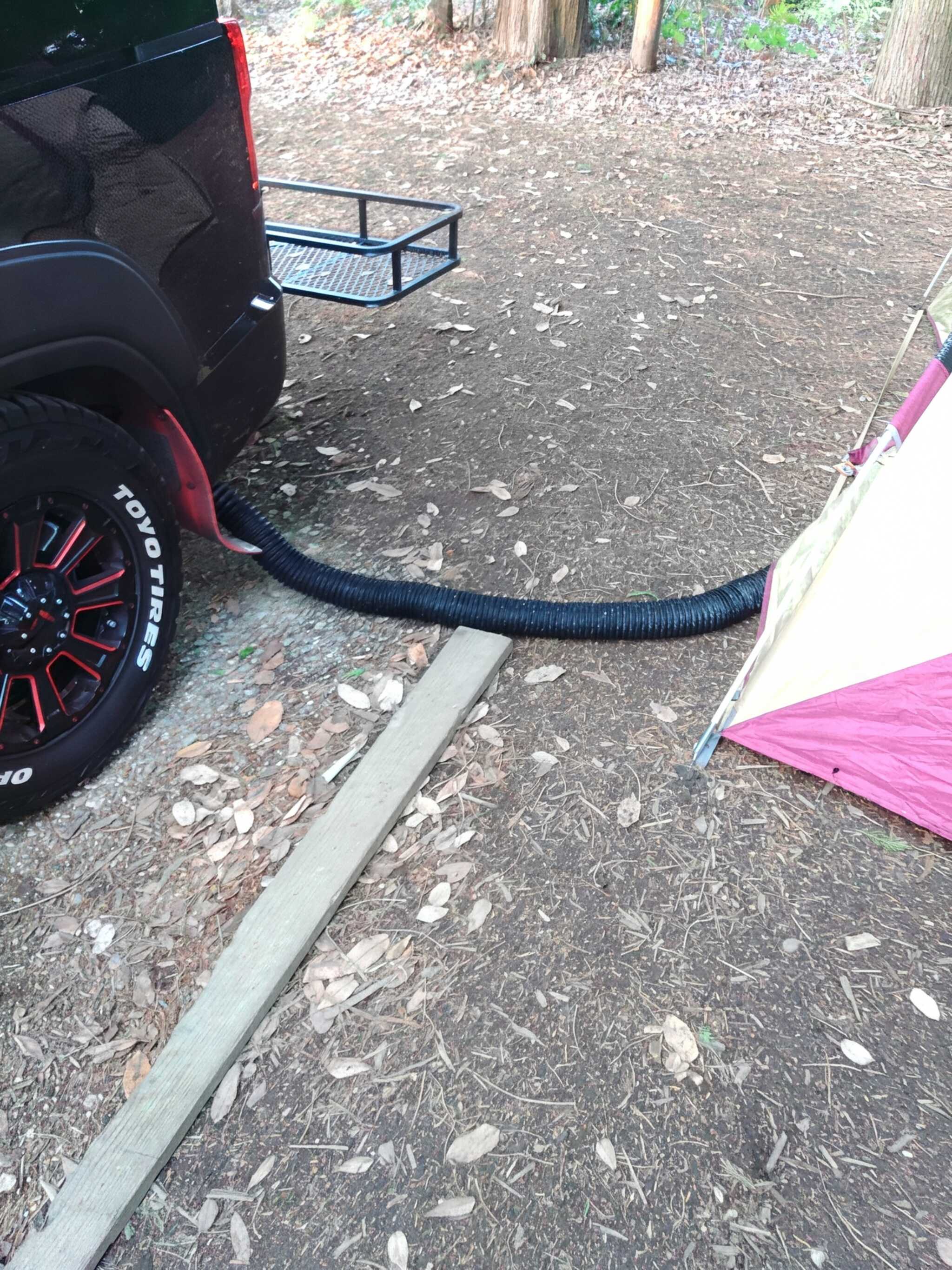 暖房器具です。排気を取り込んでる訳ではありません( ^_^ ;)