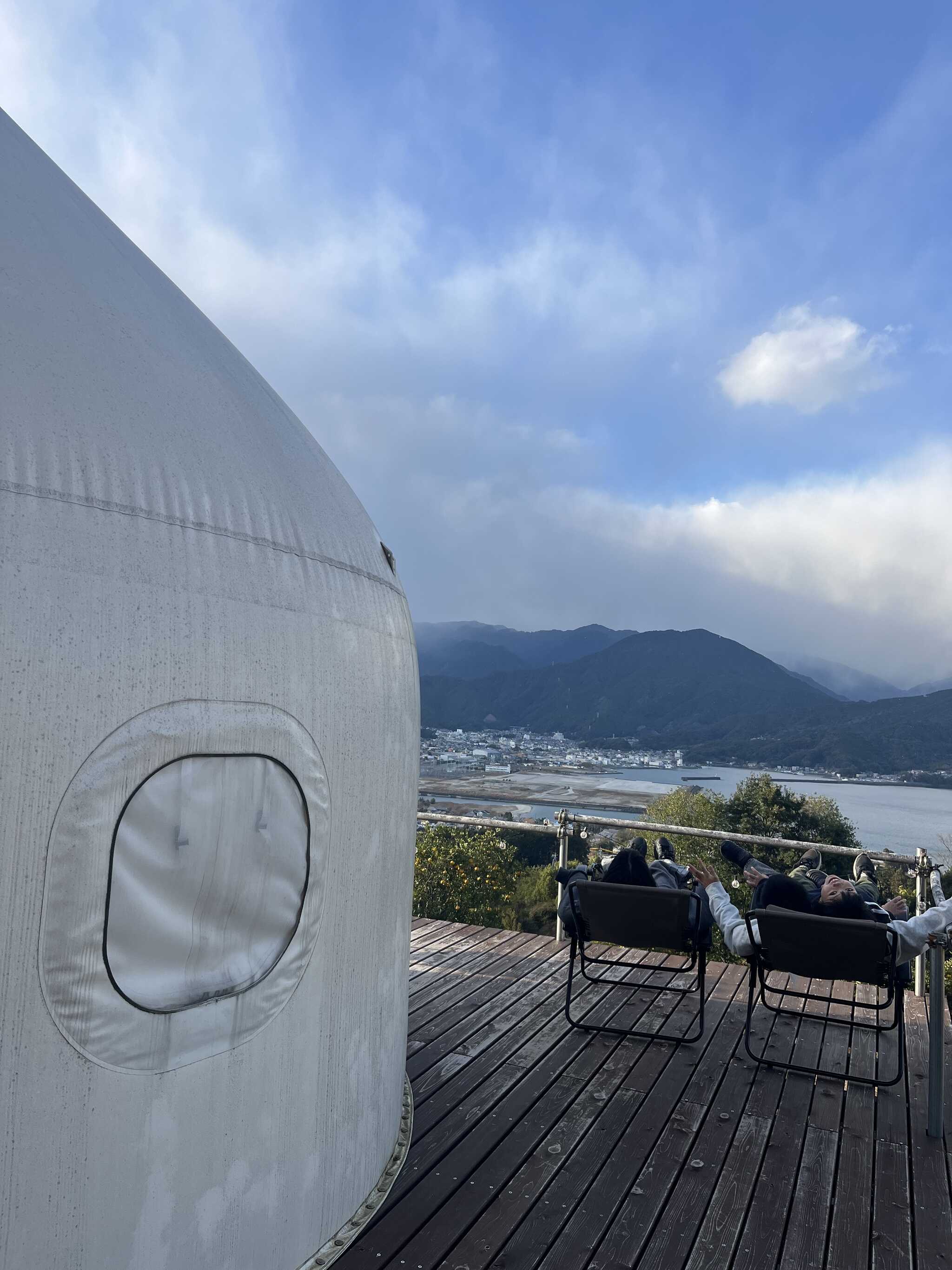 海と山!