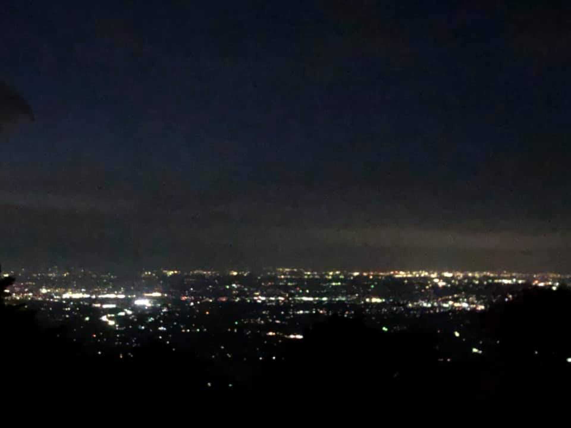 夜景の美しさは写真では伝わらないです