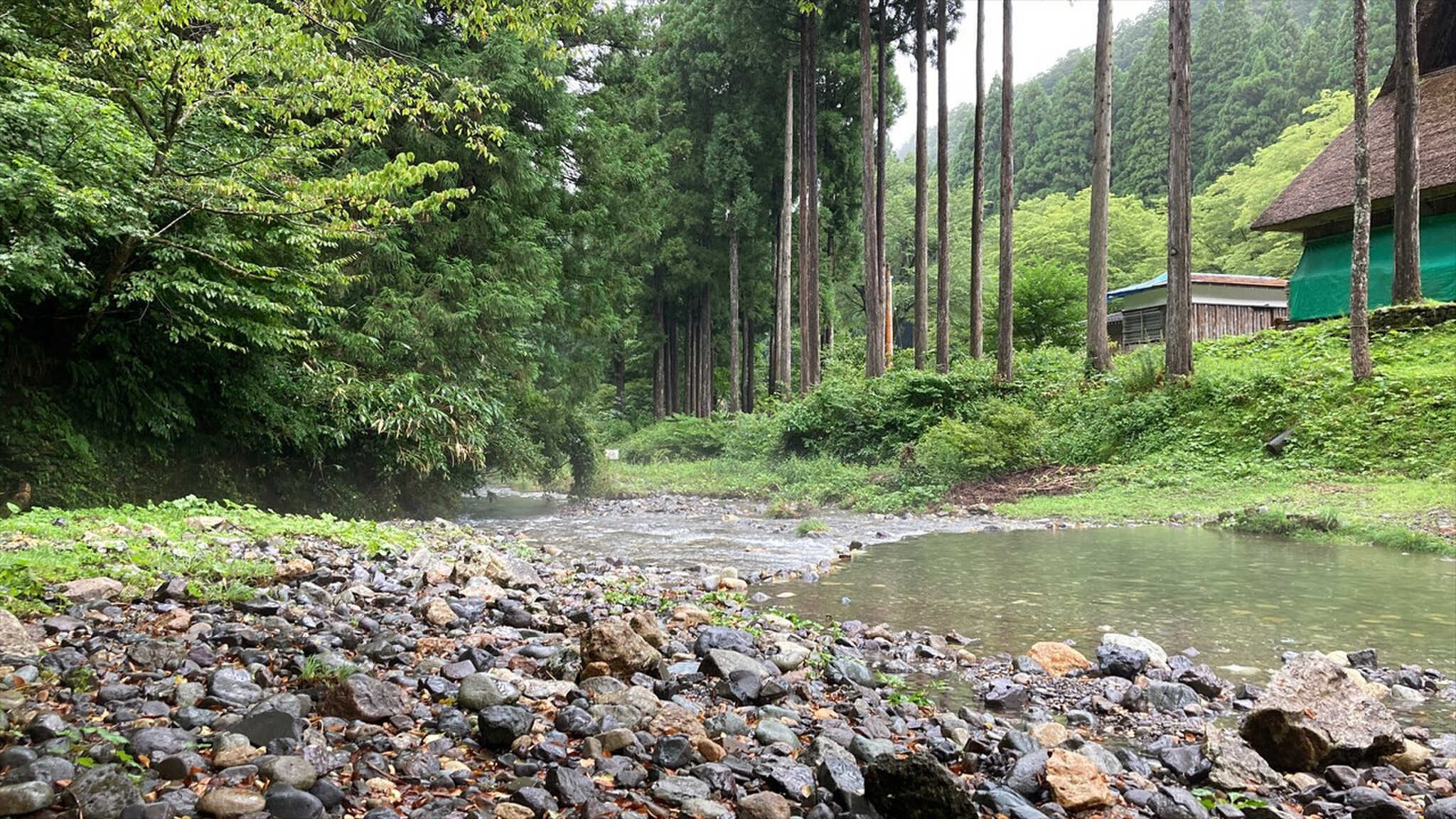 川