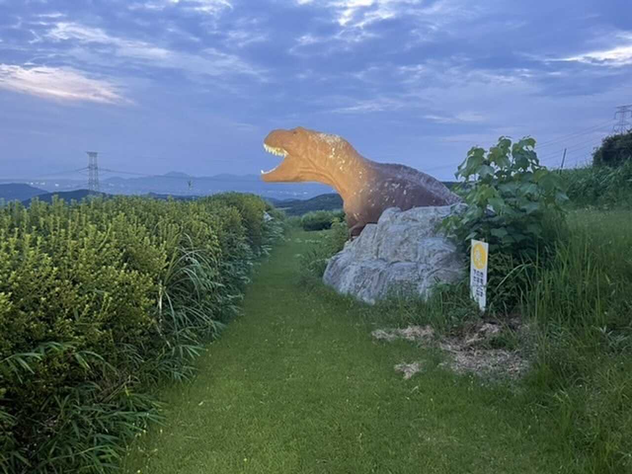 恐竜のオブジェ