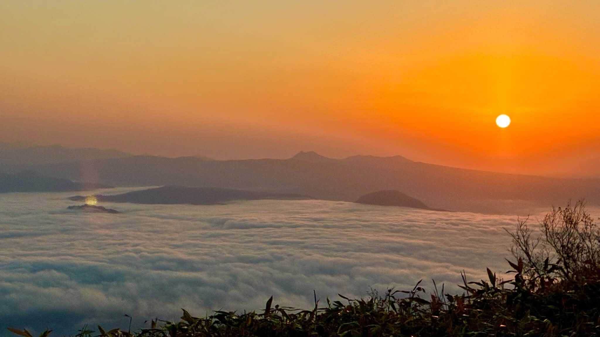 津別峠の朝の雲海