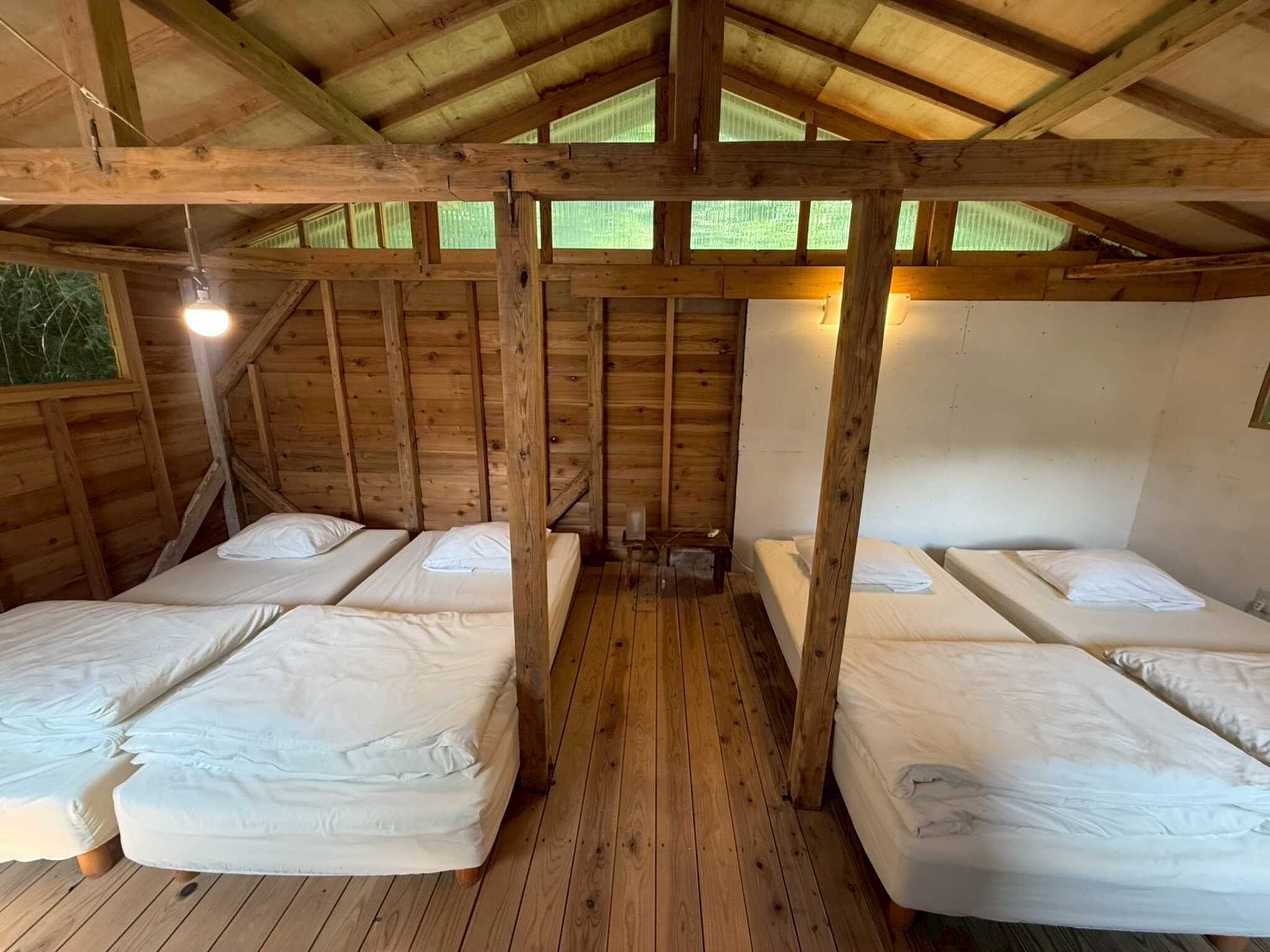 小屋内部