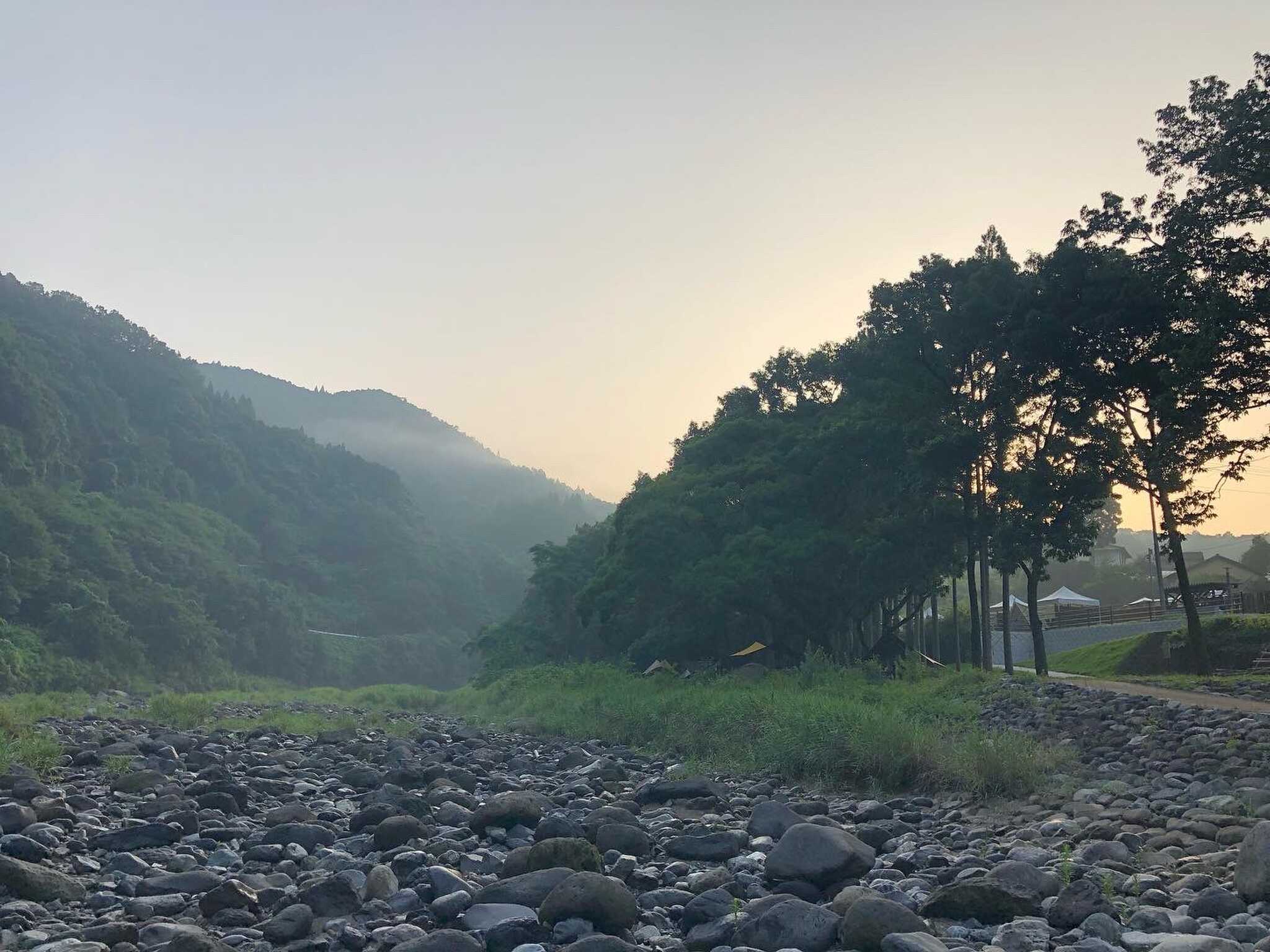 川沿いからの風景