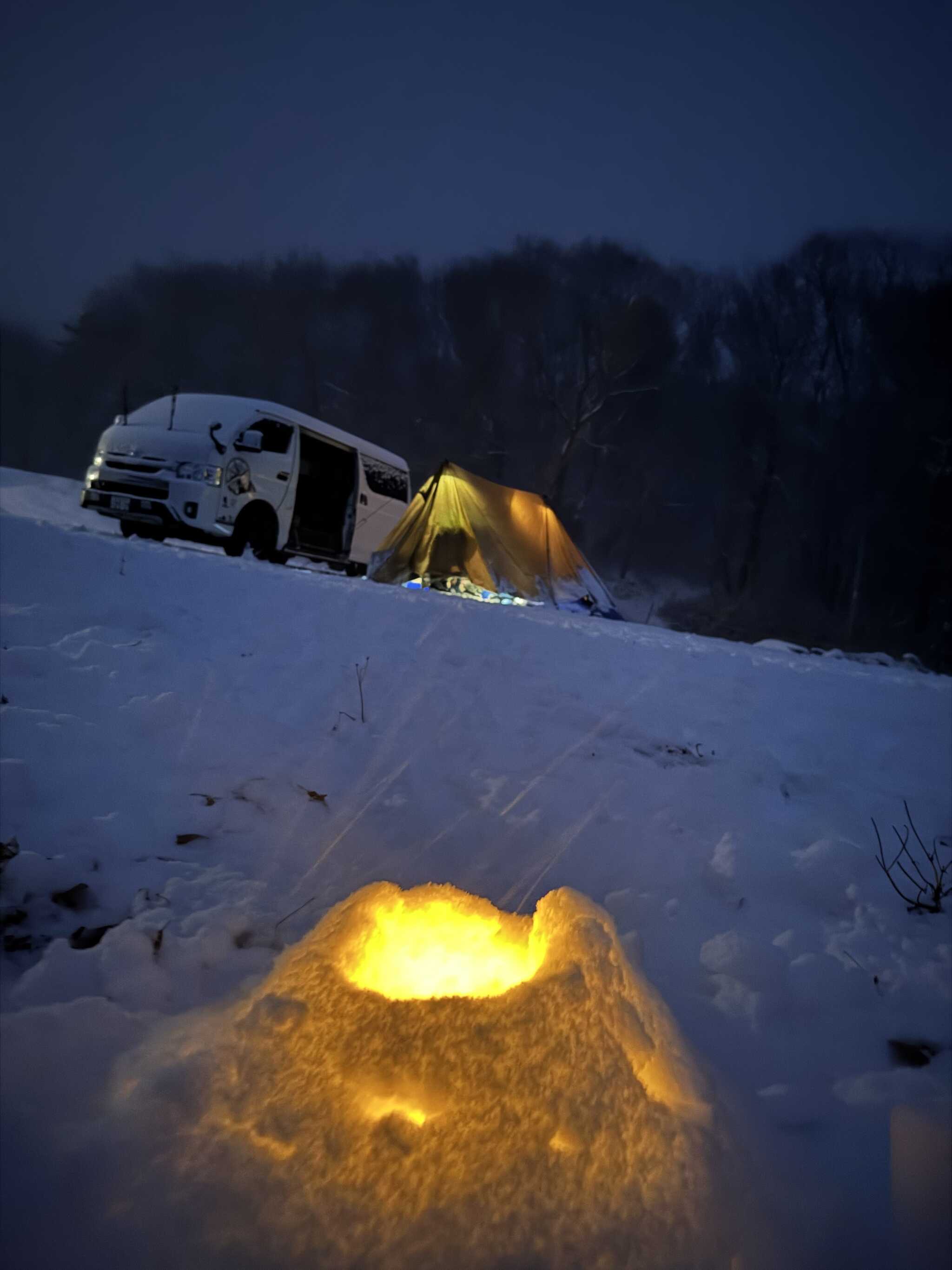 雪ランタンと私たち