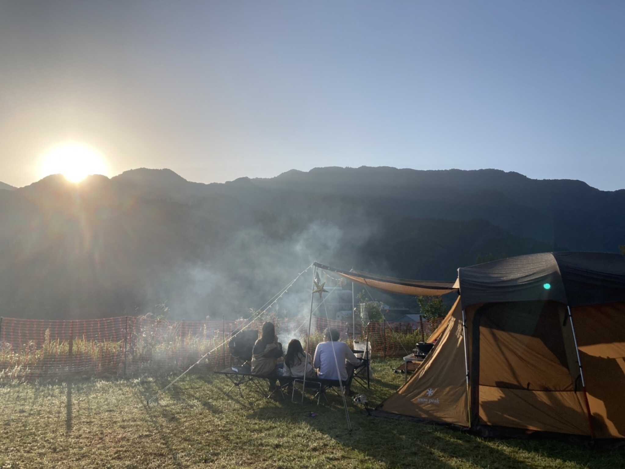 朝日の綺麗なキャンプ場