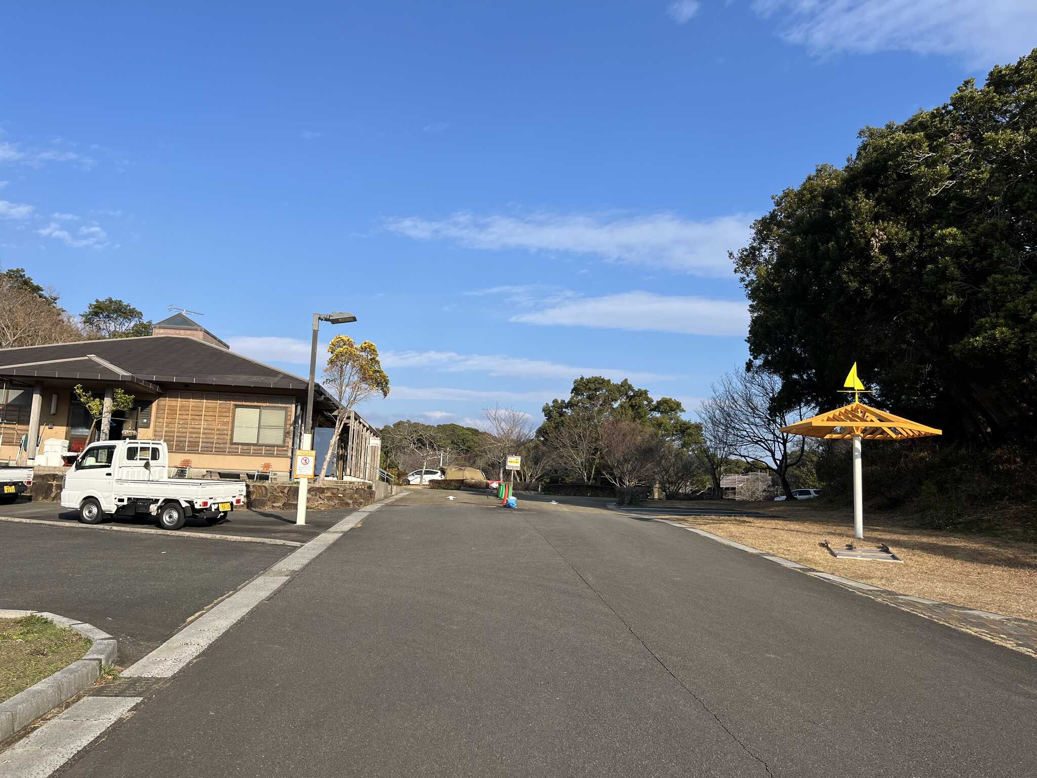 キャンプ場入口2