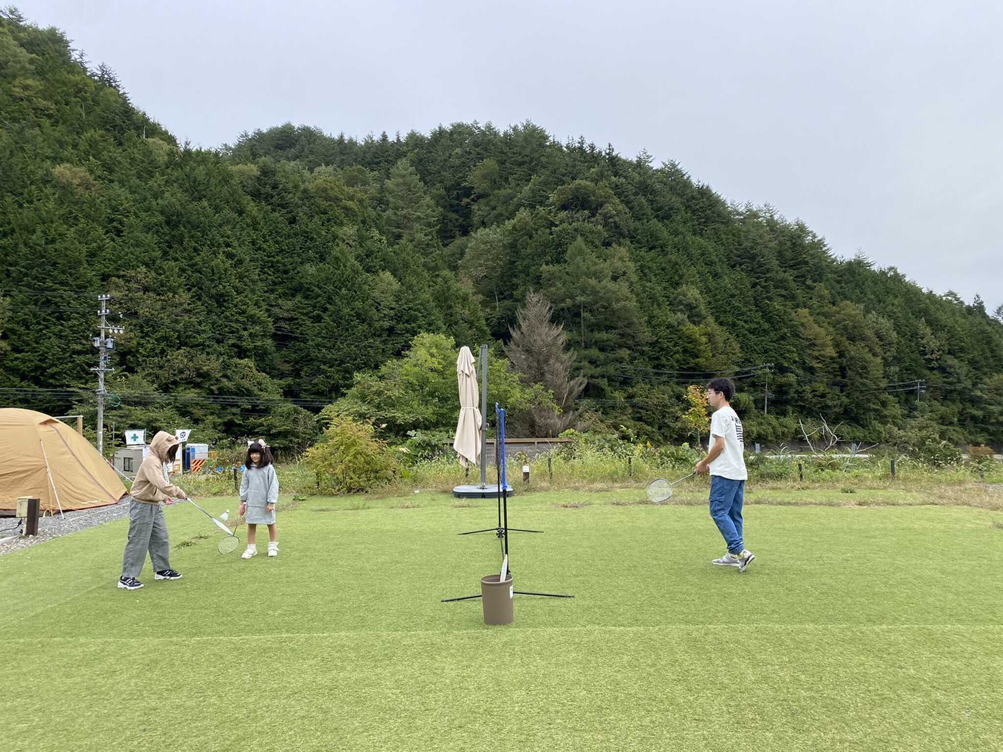 自由に遊べるバトミントン!
