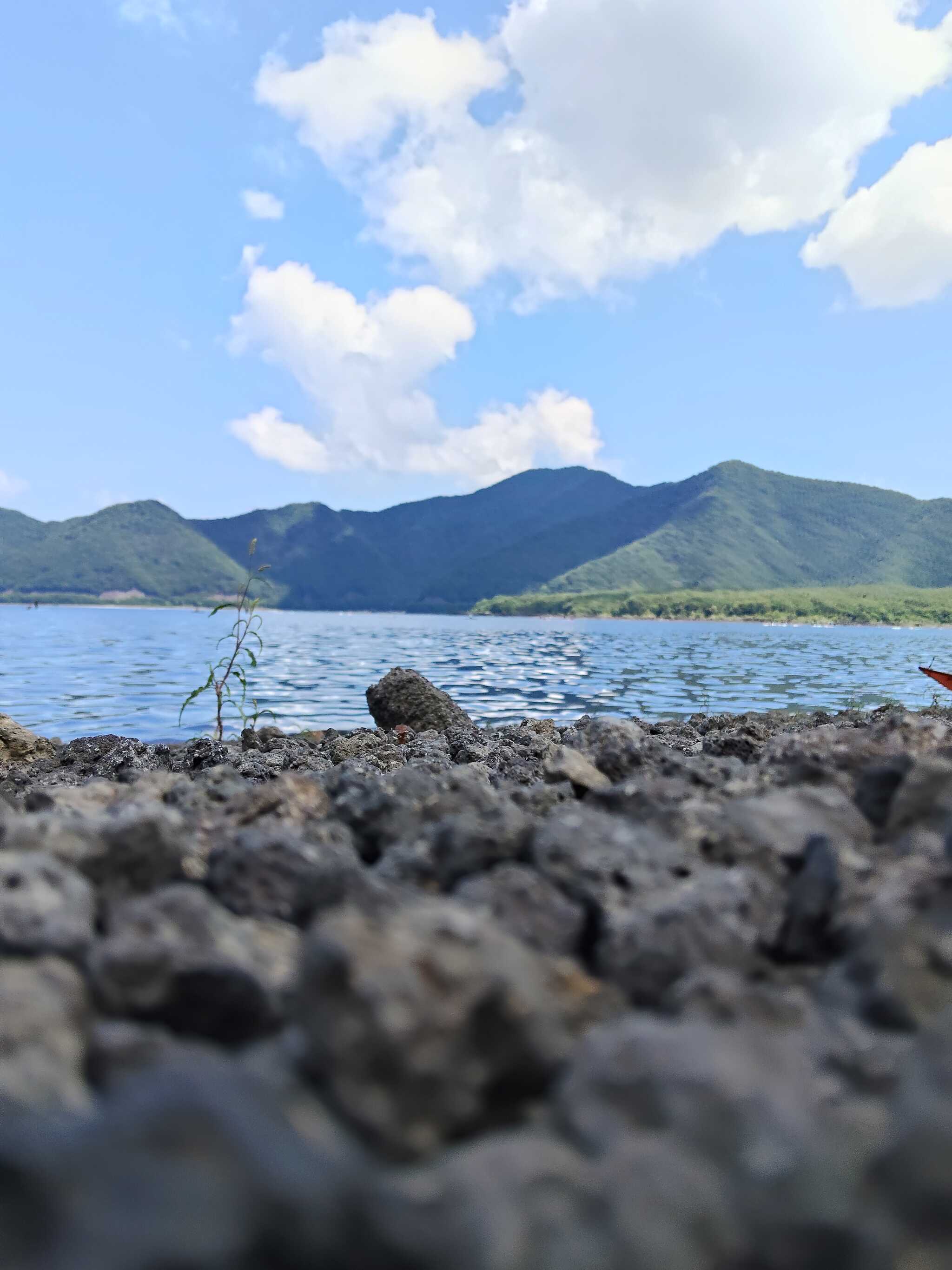 綺麗な本栖湖