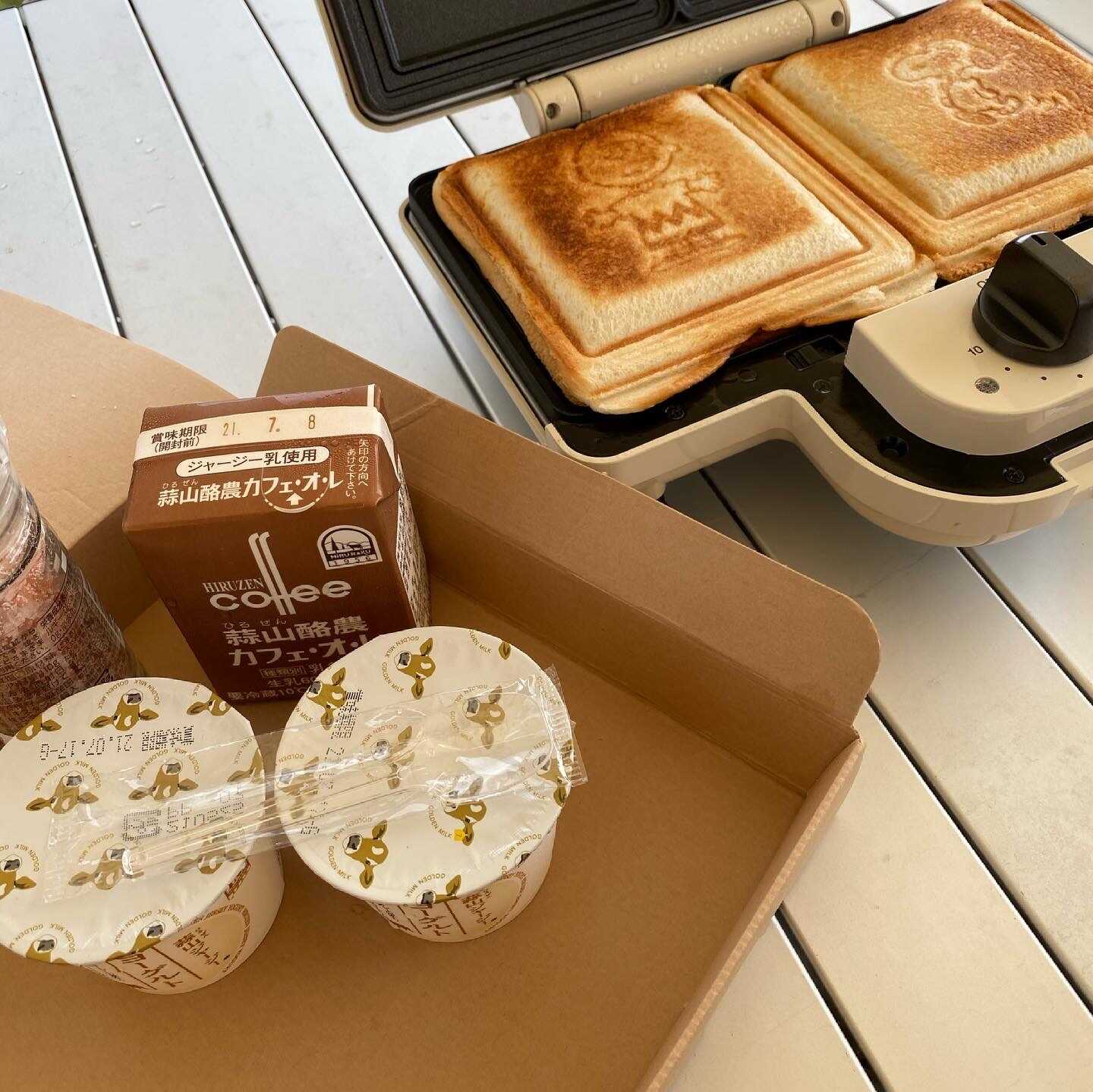 朝のホットサンド
