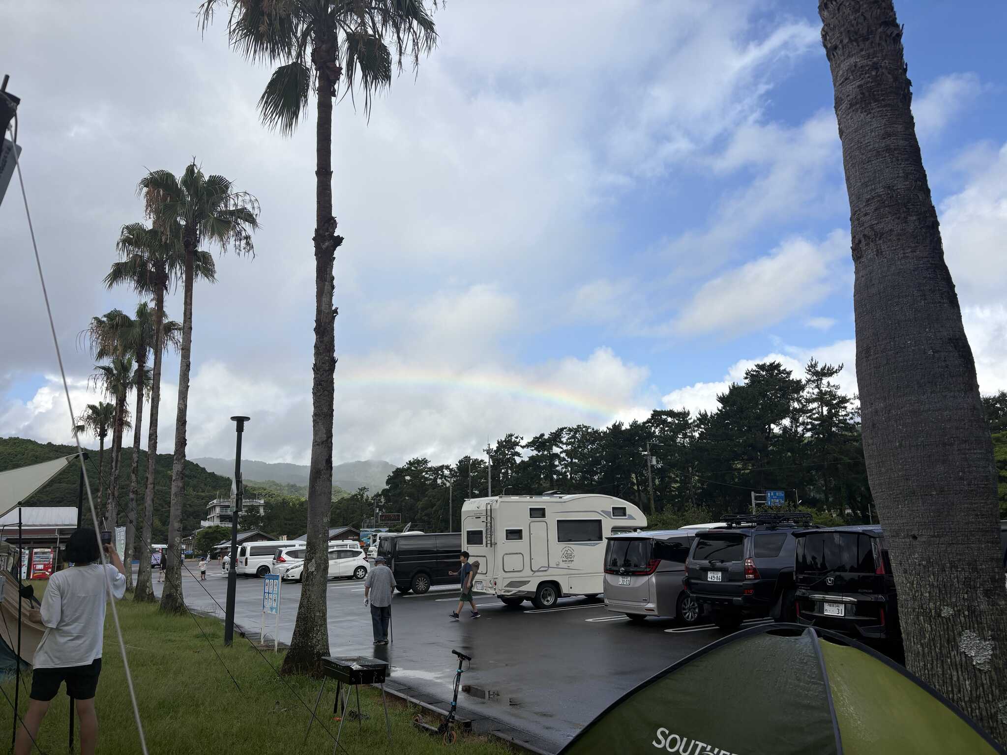 駐車場と隣接しています