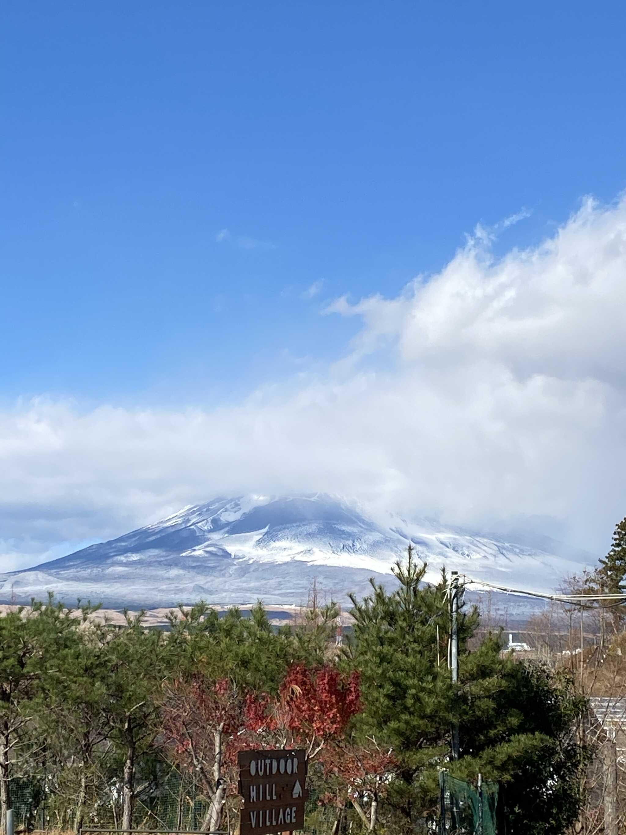 晴れていたらサイトからバッチリ見えるはずの富士山