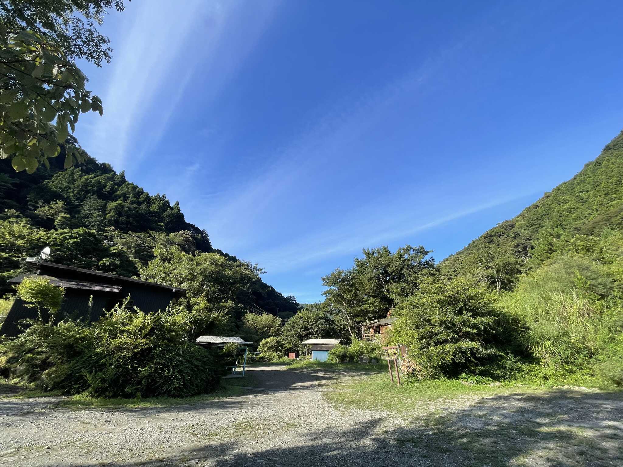 部屋の前から