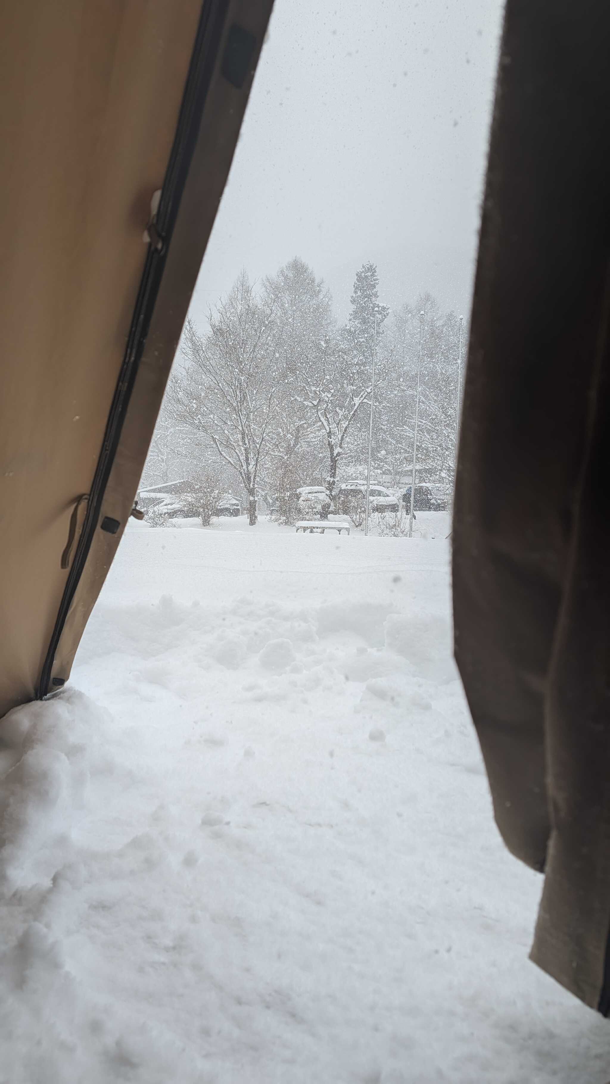 雪中キャンプ