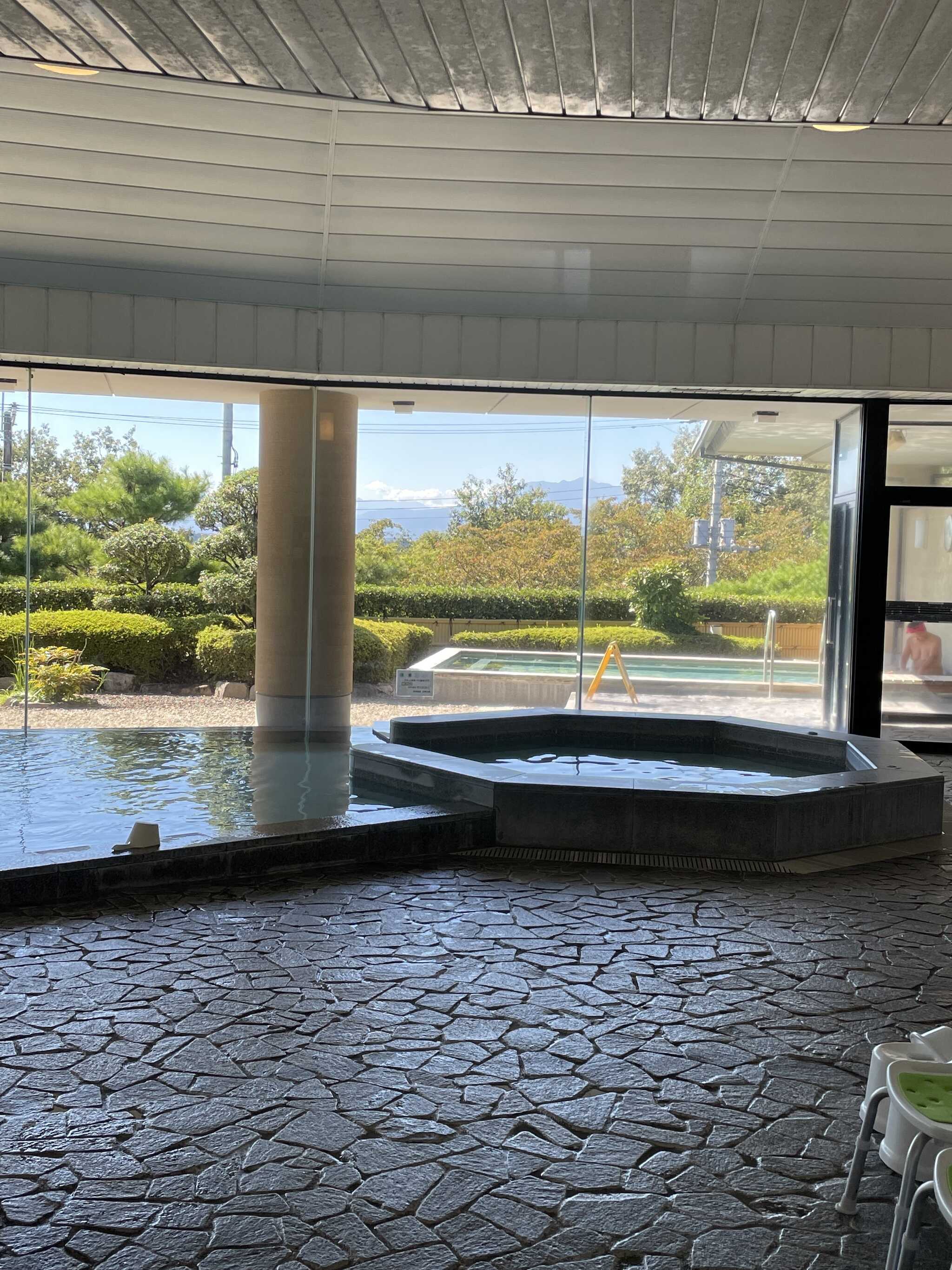 近くの日帰り温泉