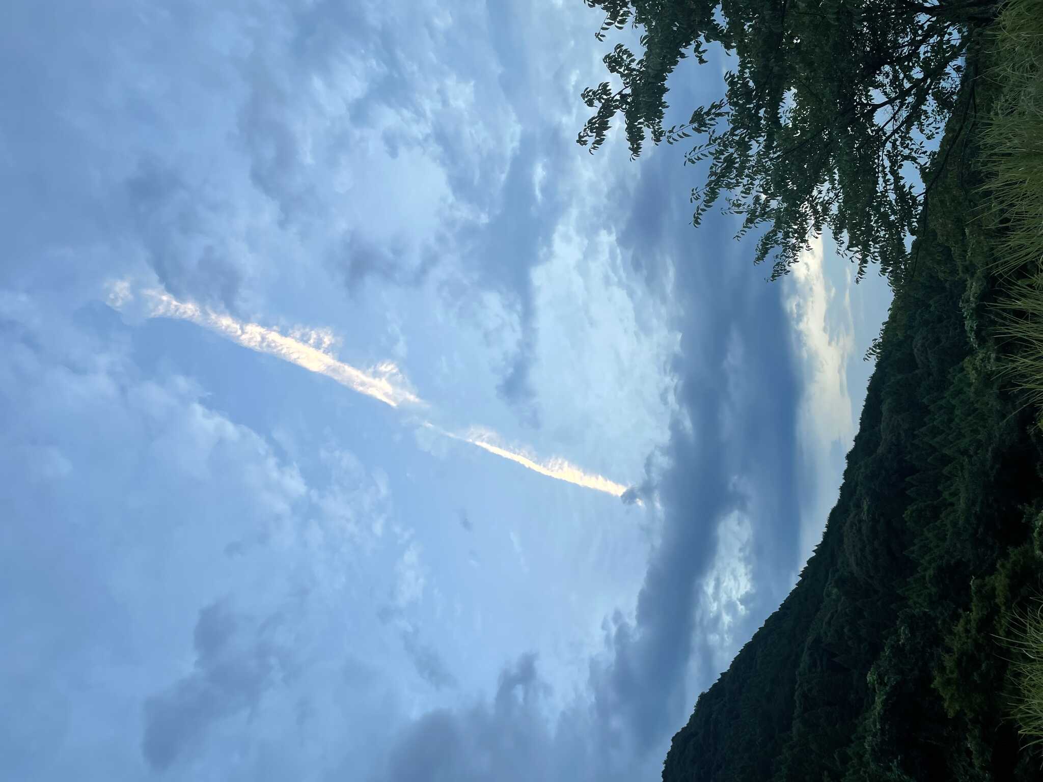 空が綺麗で癒されます。