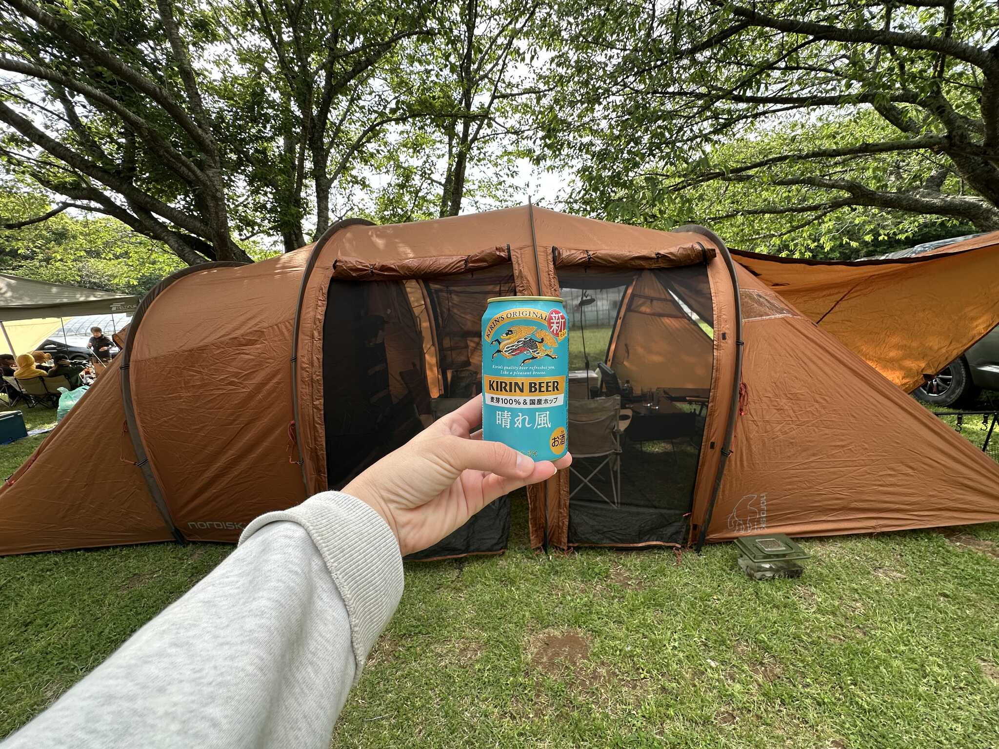 テントとビール