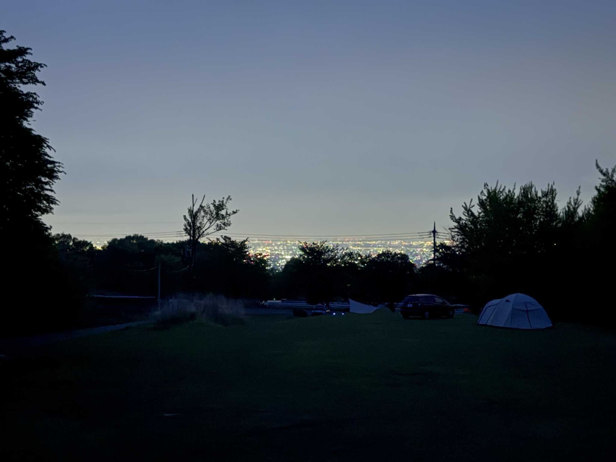 深夜2時頃の夜景です。