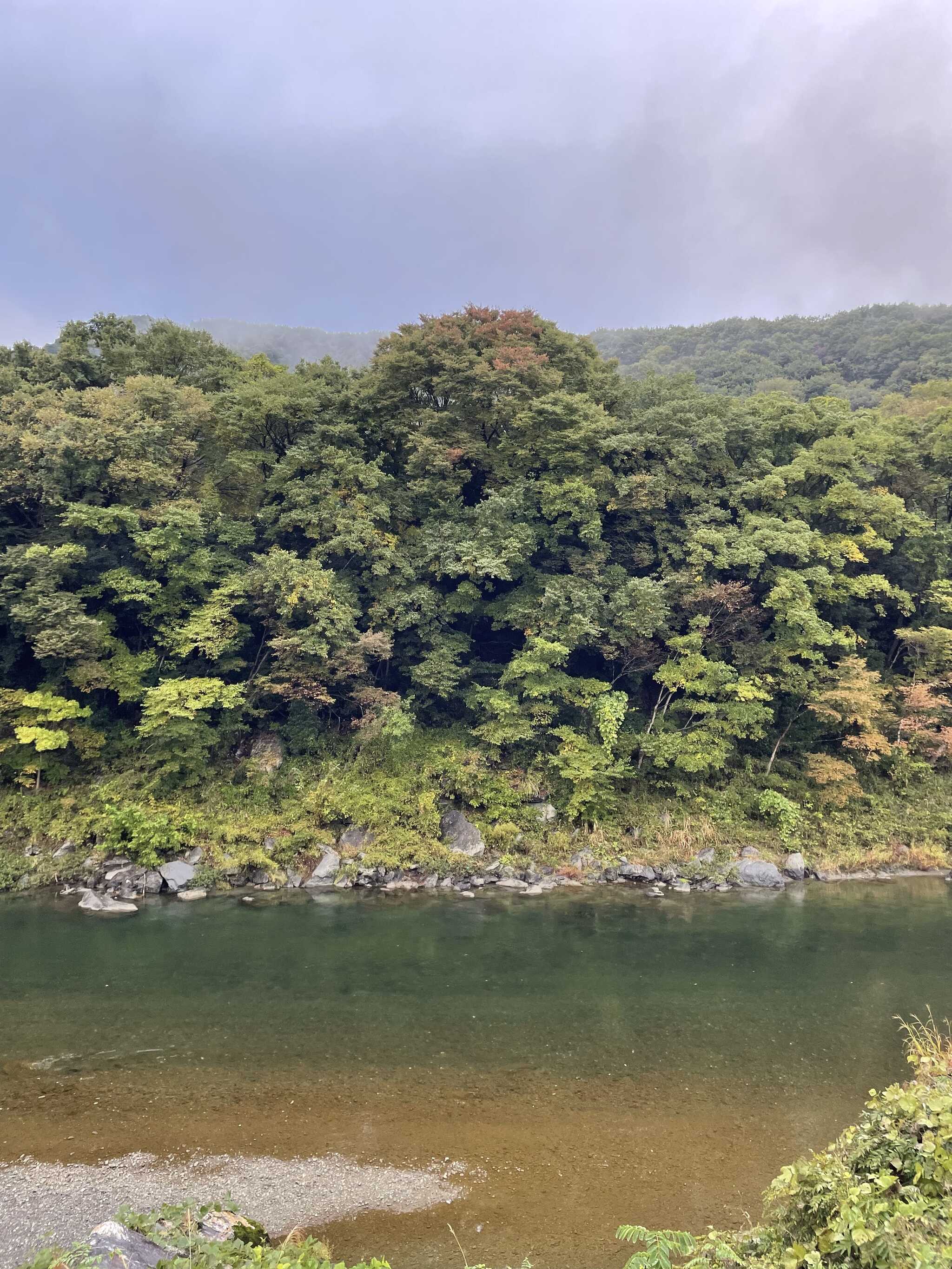 川