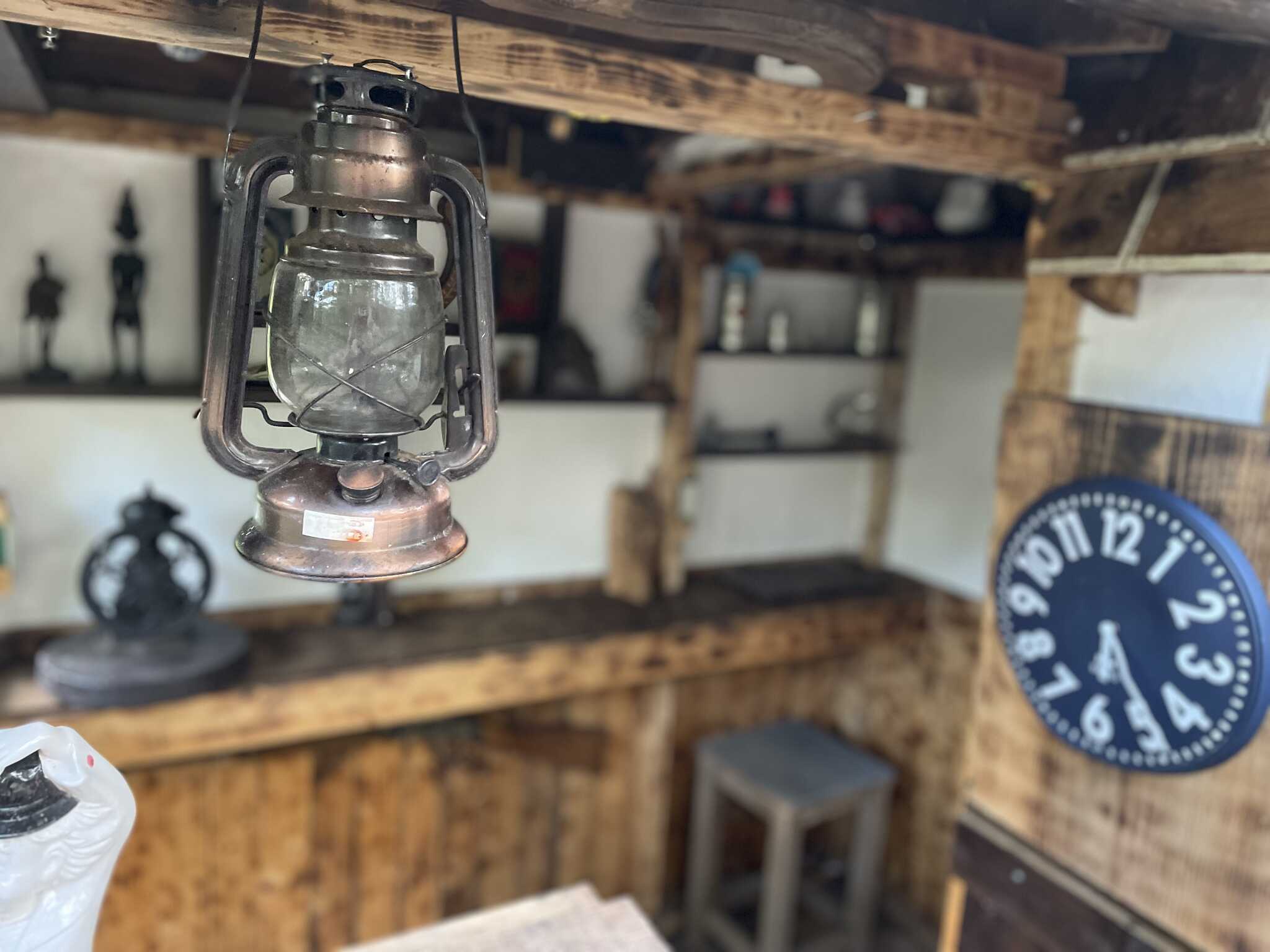 ツリーハウス内