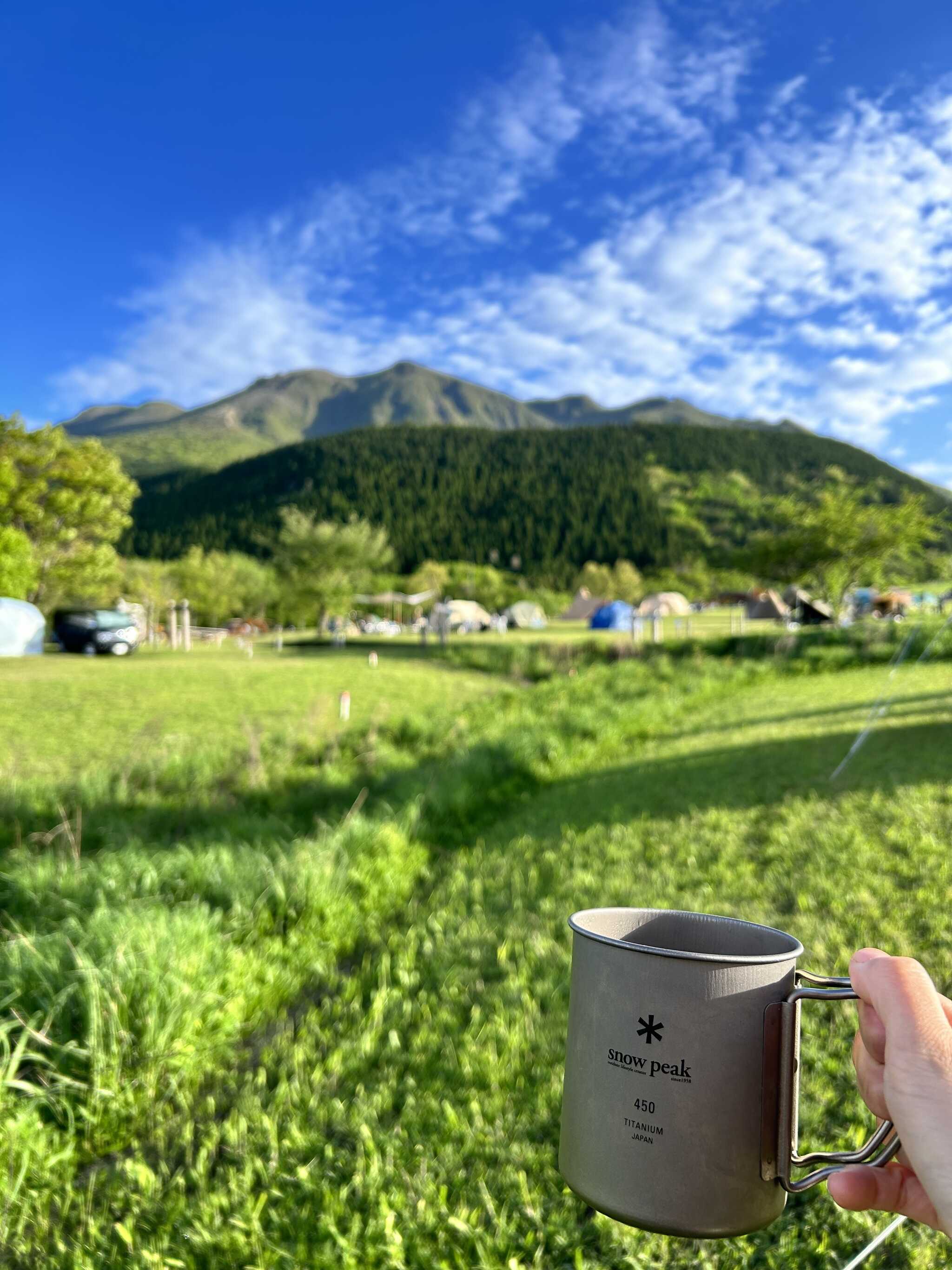目の前の山