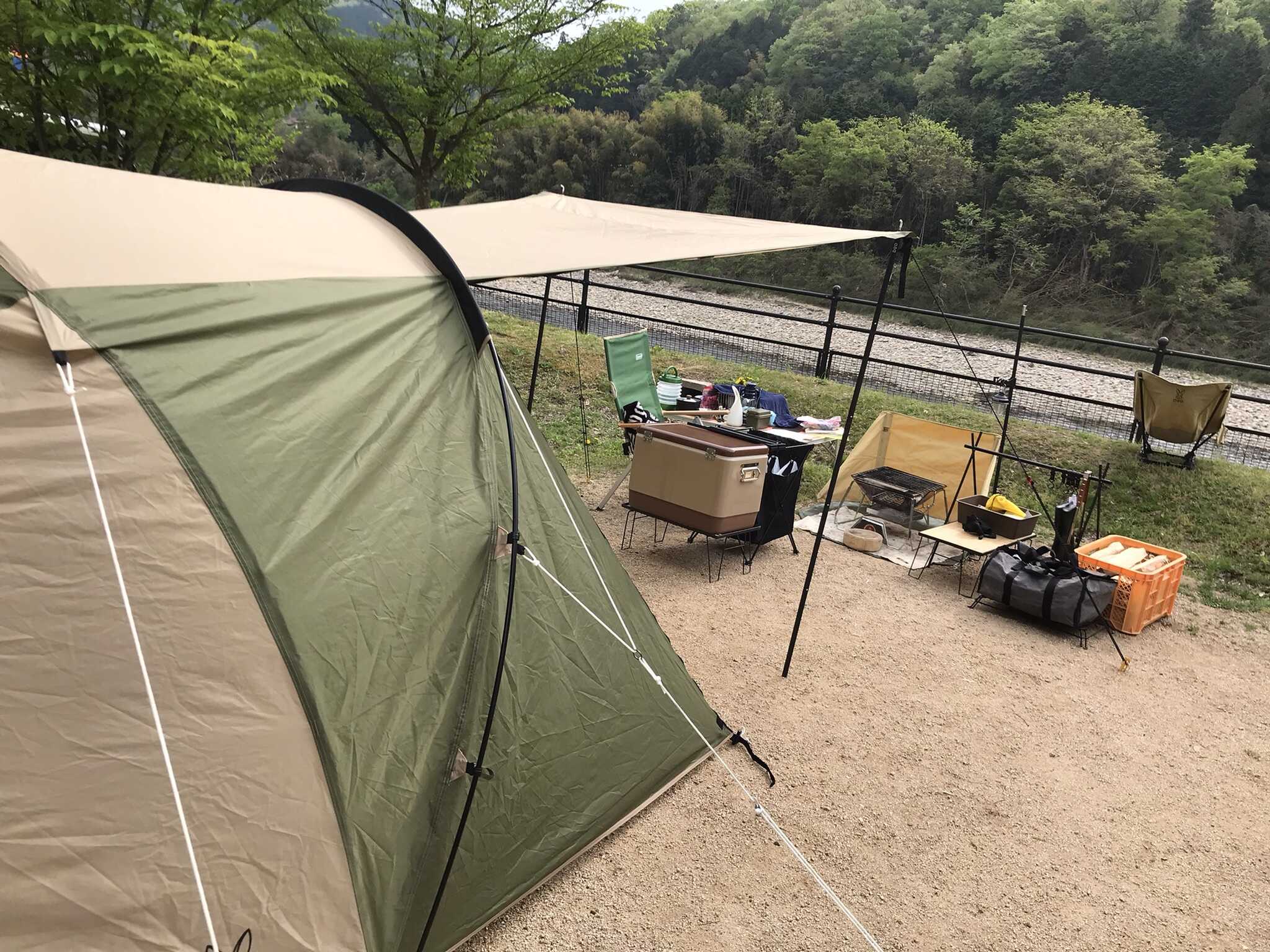 川のせせらぎ