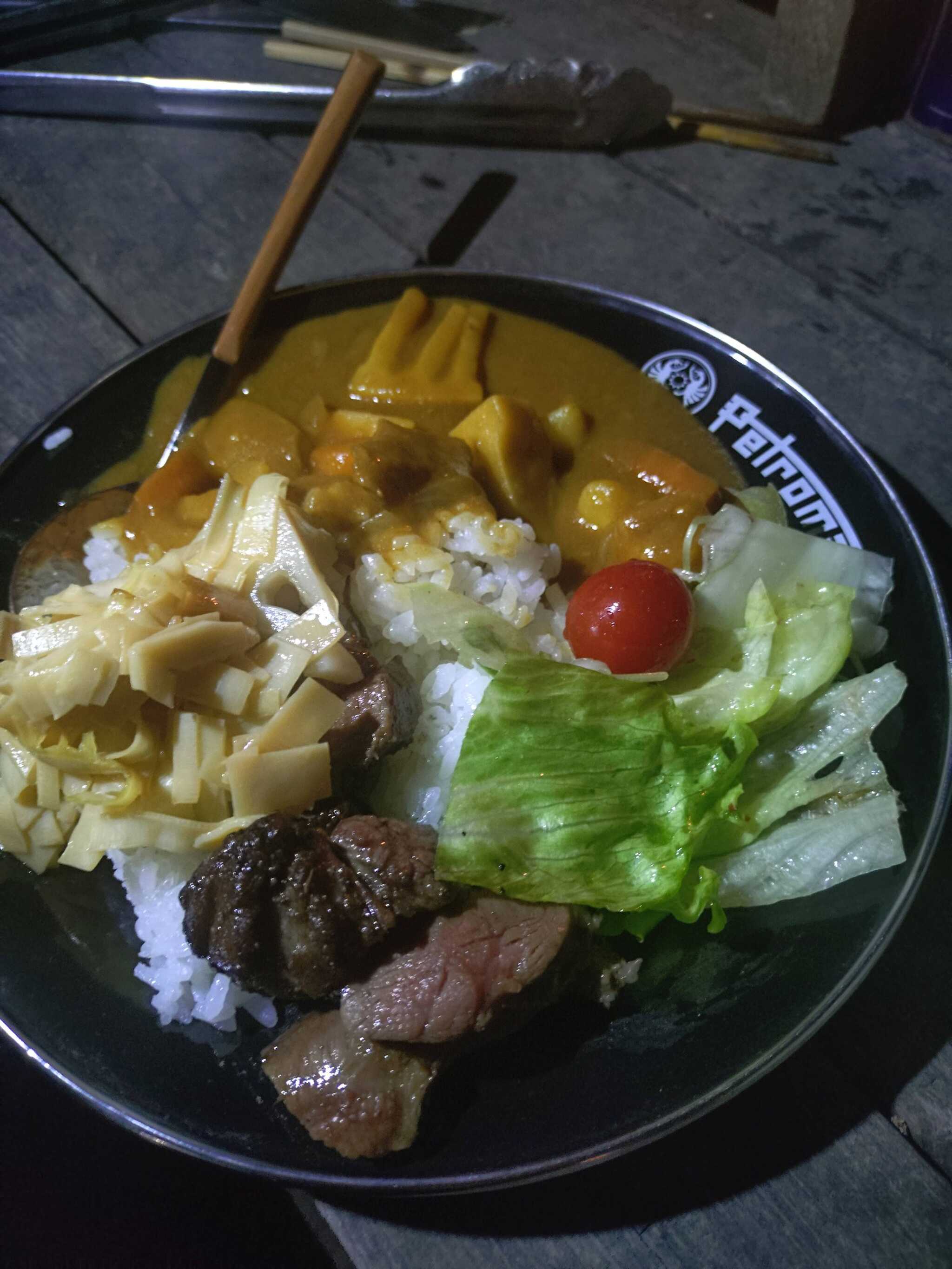 夜のカレー