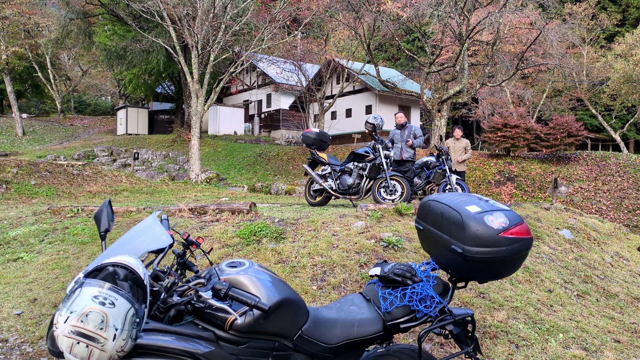 バイク駐車
