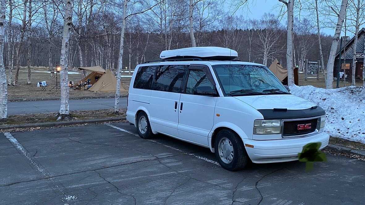 駐車場から